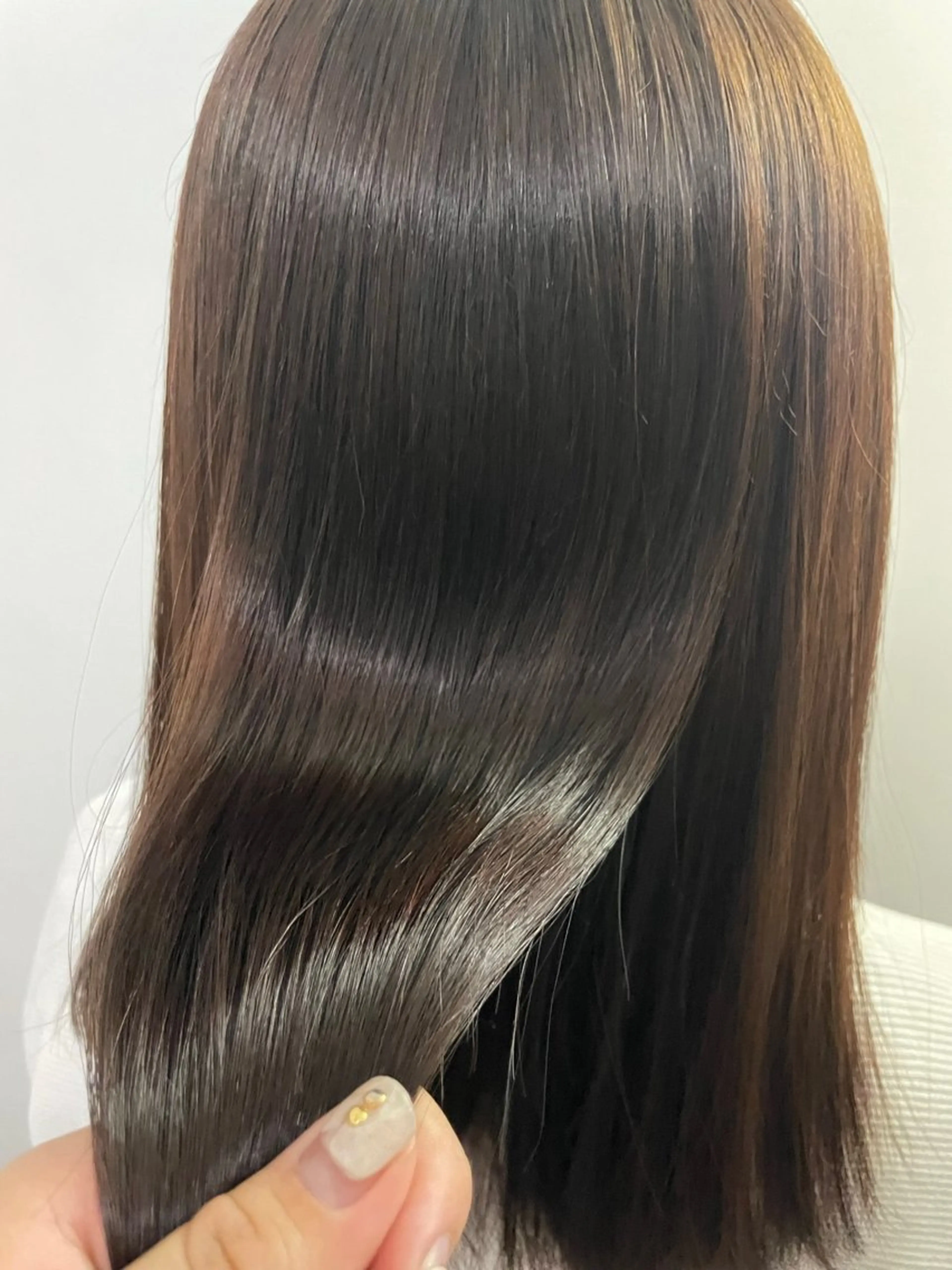 セミロング SPICE  AVEDA  salon&spa所属・武井 唯のヘアスタイル