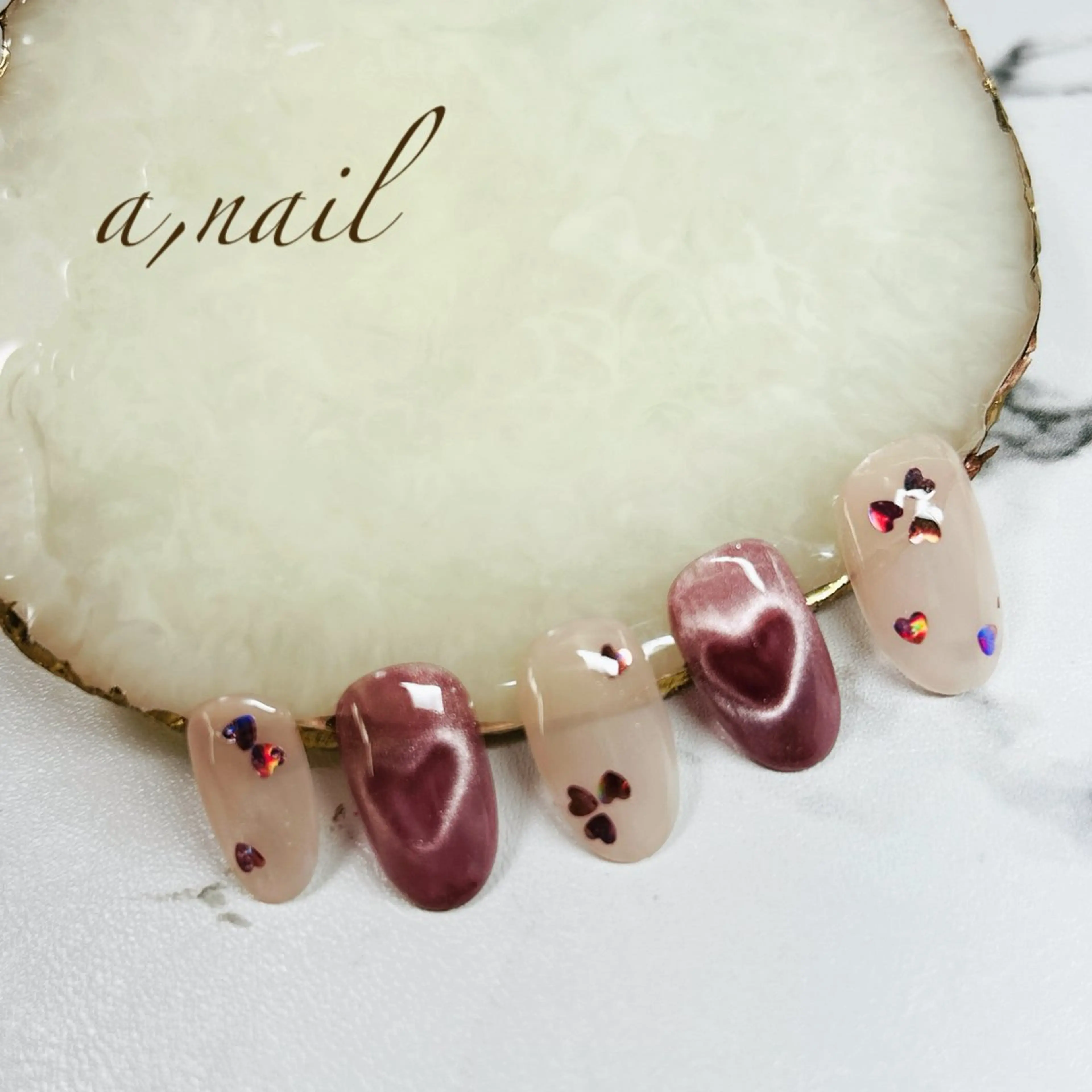 ネイル ジェルネイル グラデーション ハート キラキラネイル マグネットネイル ハンドネイル ネイルサロン エーネイルのネイルデザイン