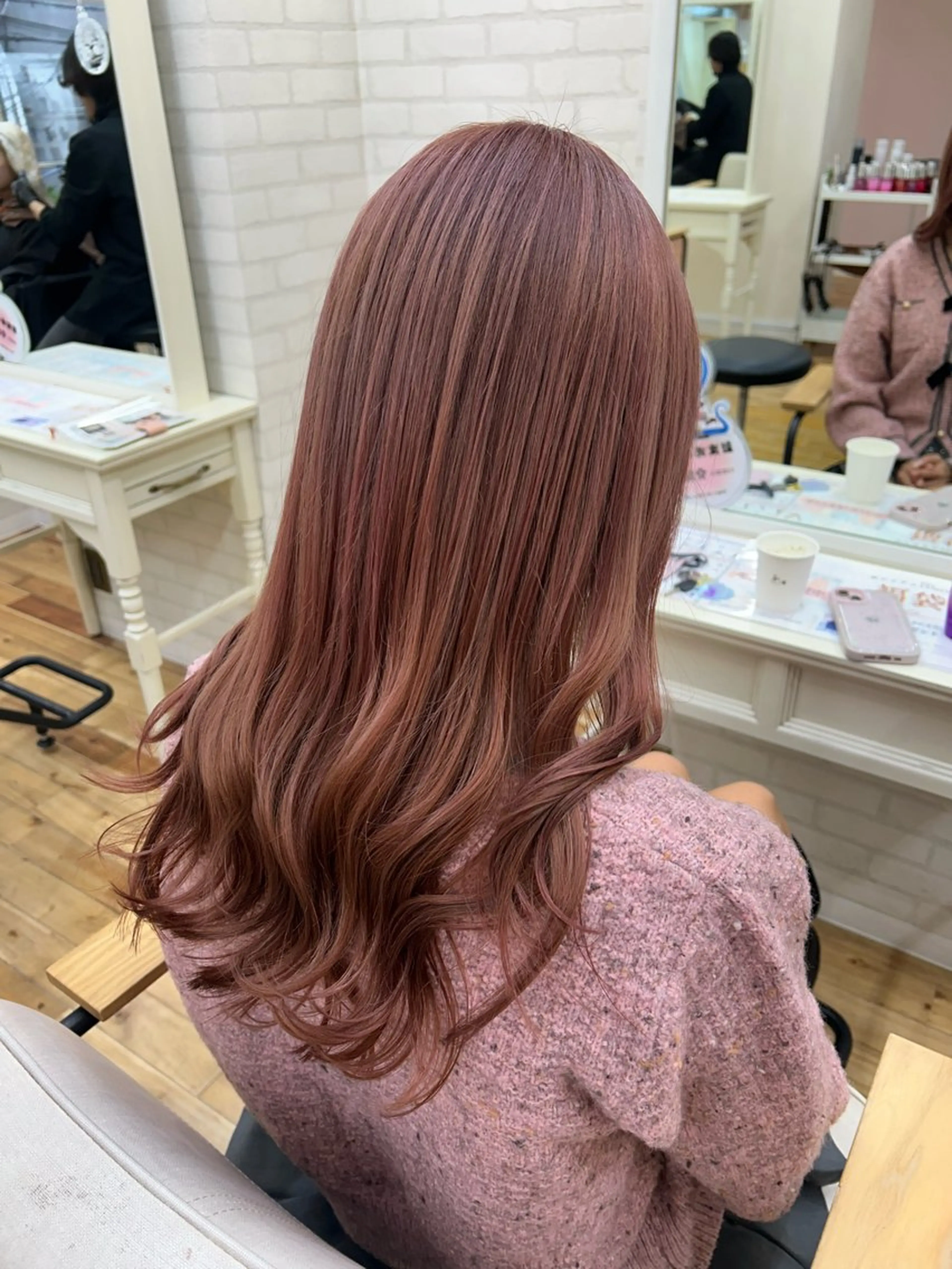 セミロング ヘアカラー トリートメント 透明感カラー/牧内 楓/インナーカラーのヘアスタイル