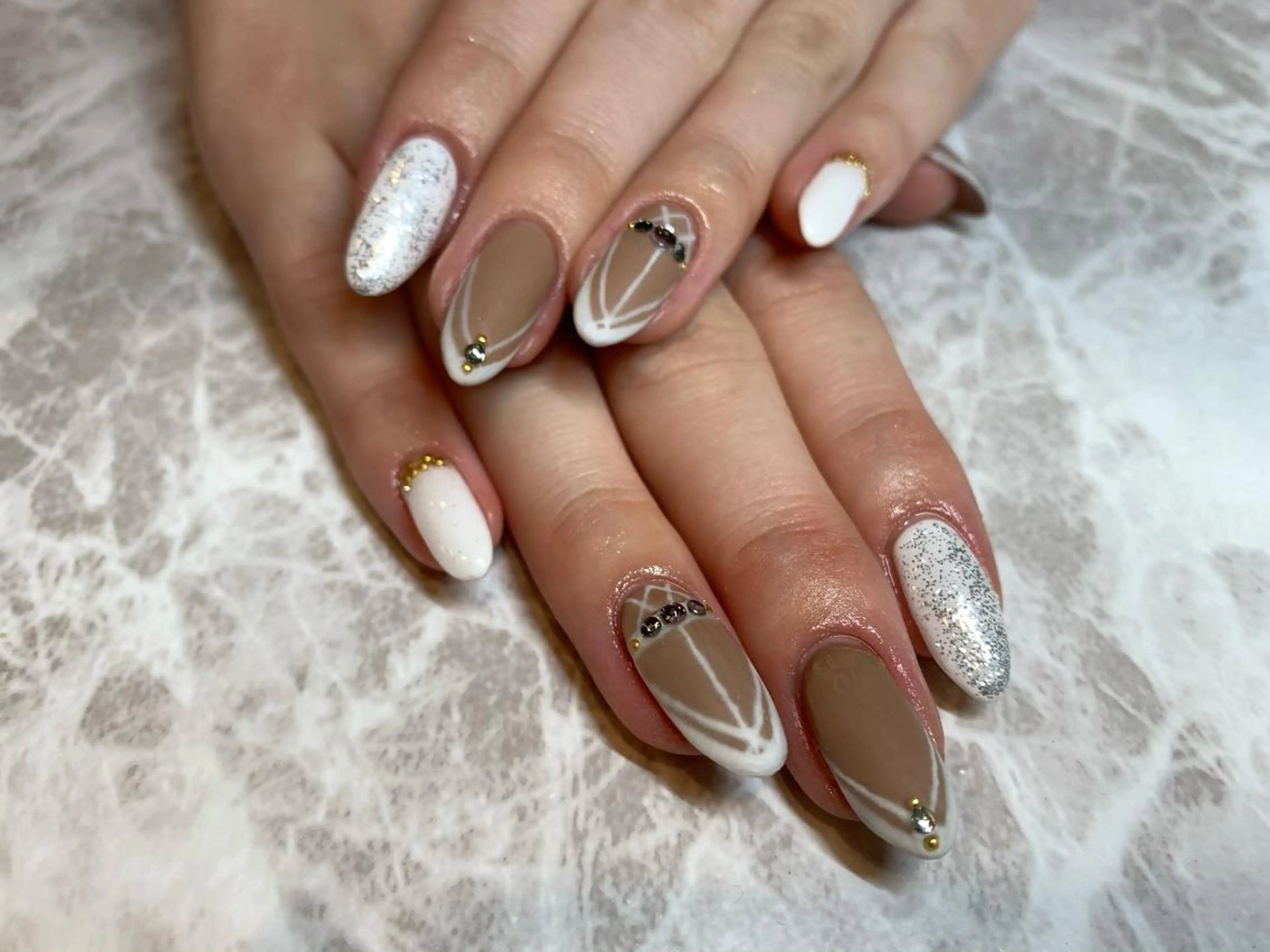 ネイル coupe ciseauxのヘアスタイル