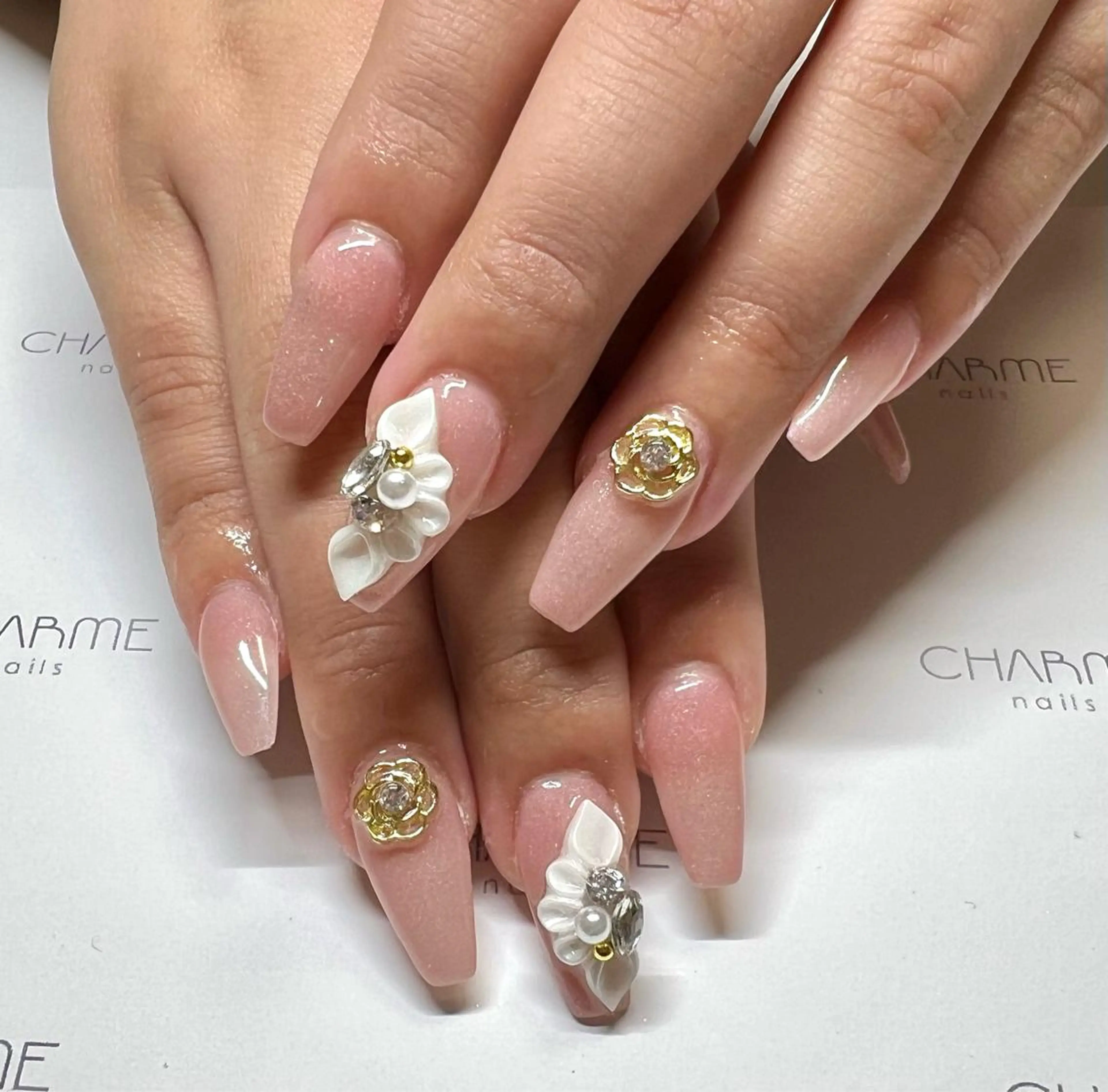 ネイル ハンドネイル CHARME 🤎〔RINA〕のネイルデザイン