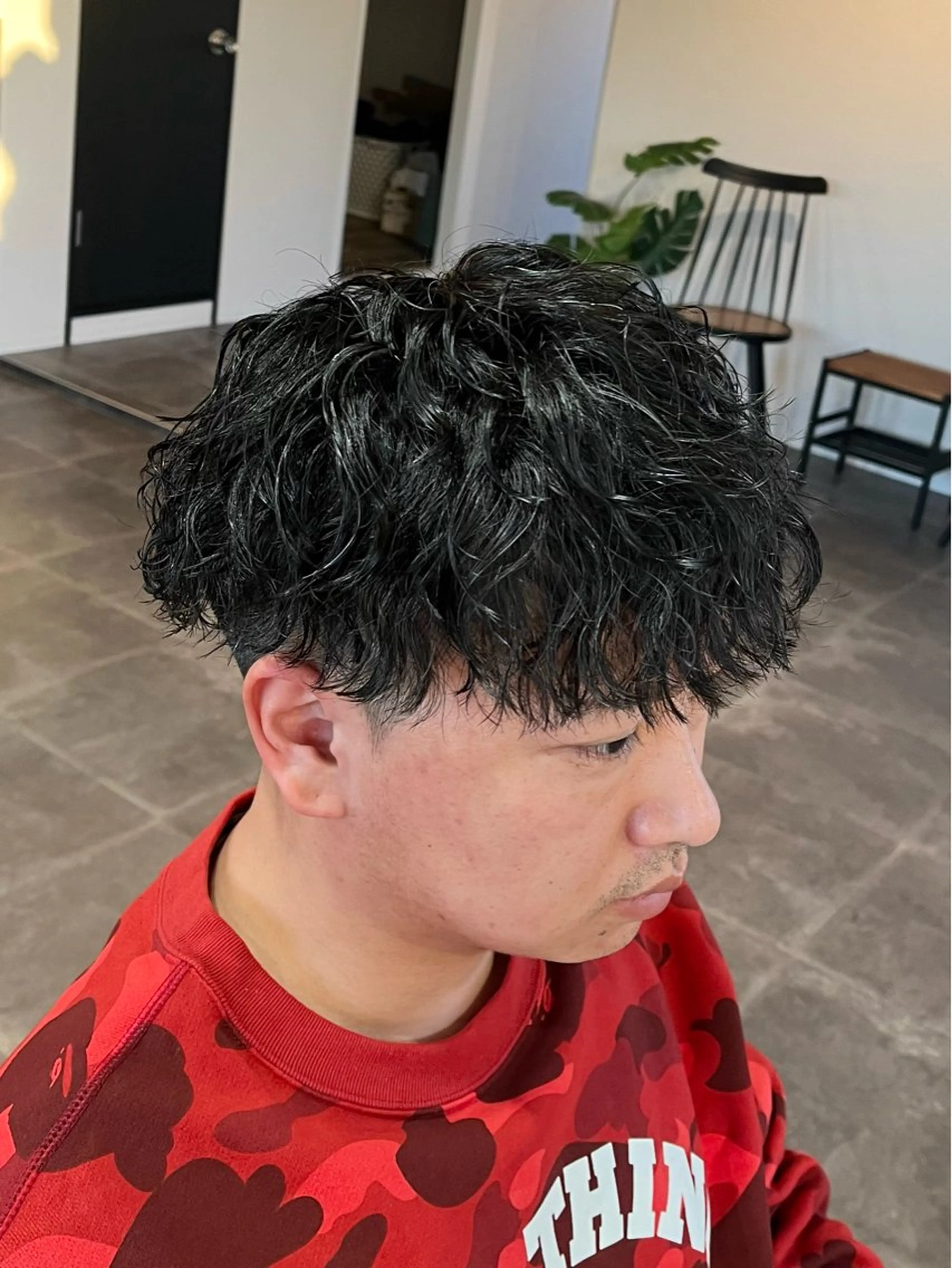 ショート パーマ メンズ メンズパーマ 波巻きパーマ スパイラルパーマ 宇野 シゲトのヘアスタイル