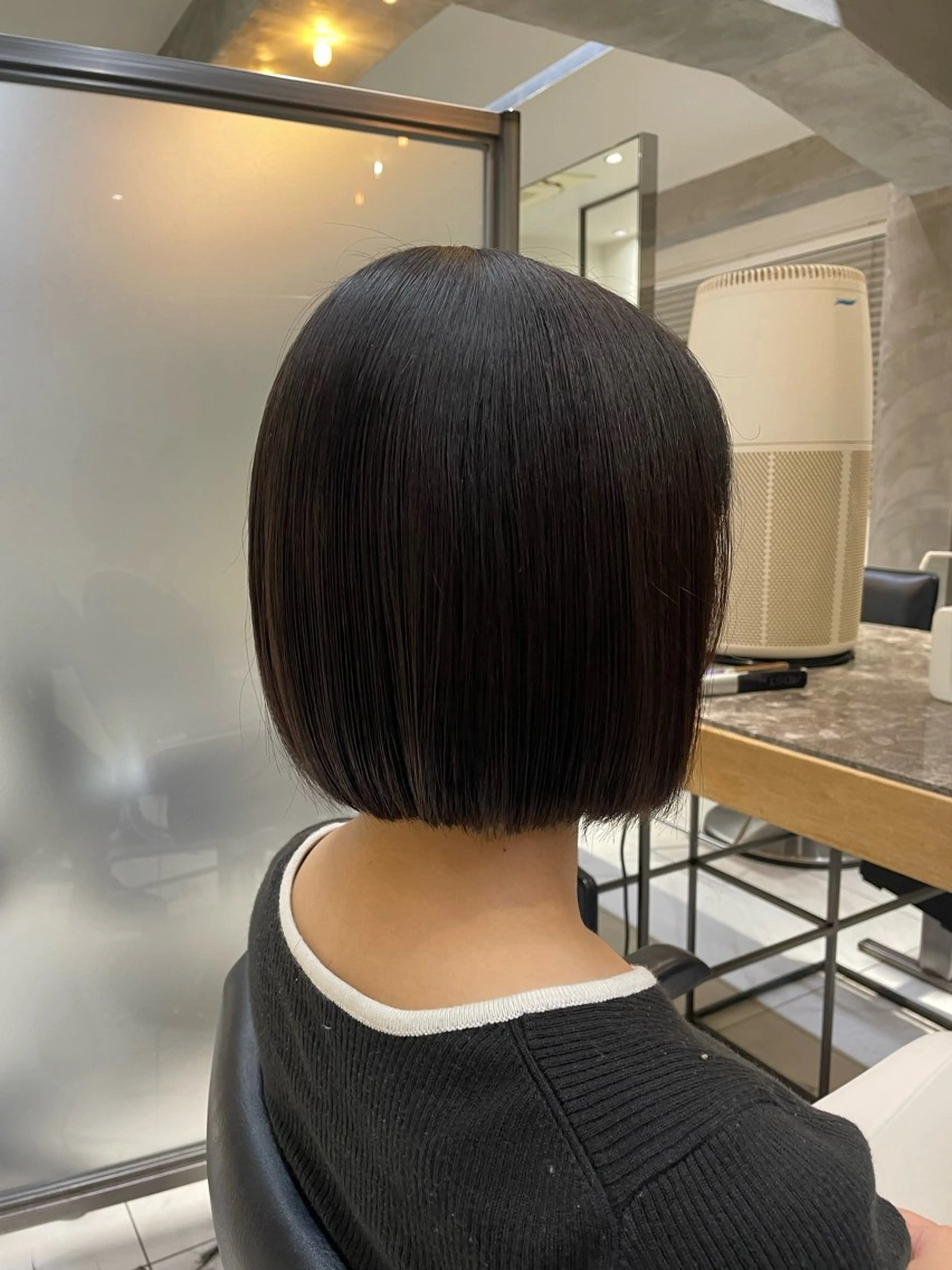 ショート ボブ レイヤー🍑透明感 カラー🤎AKARIのヘアスタイル