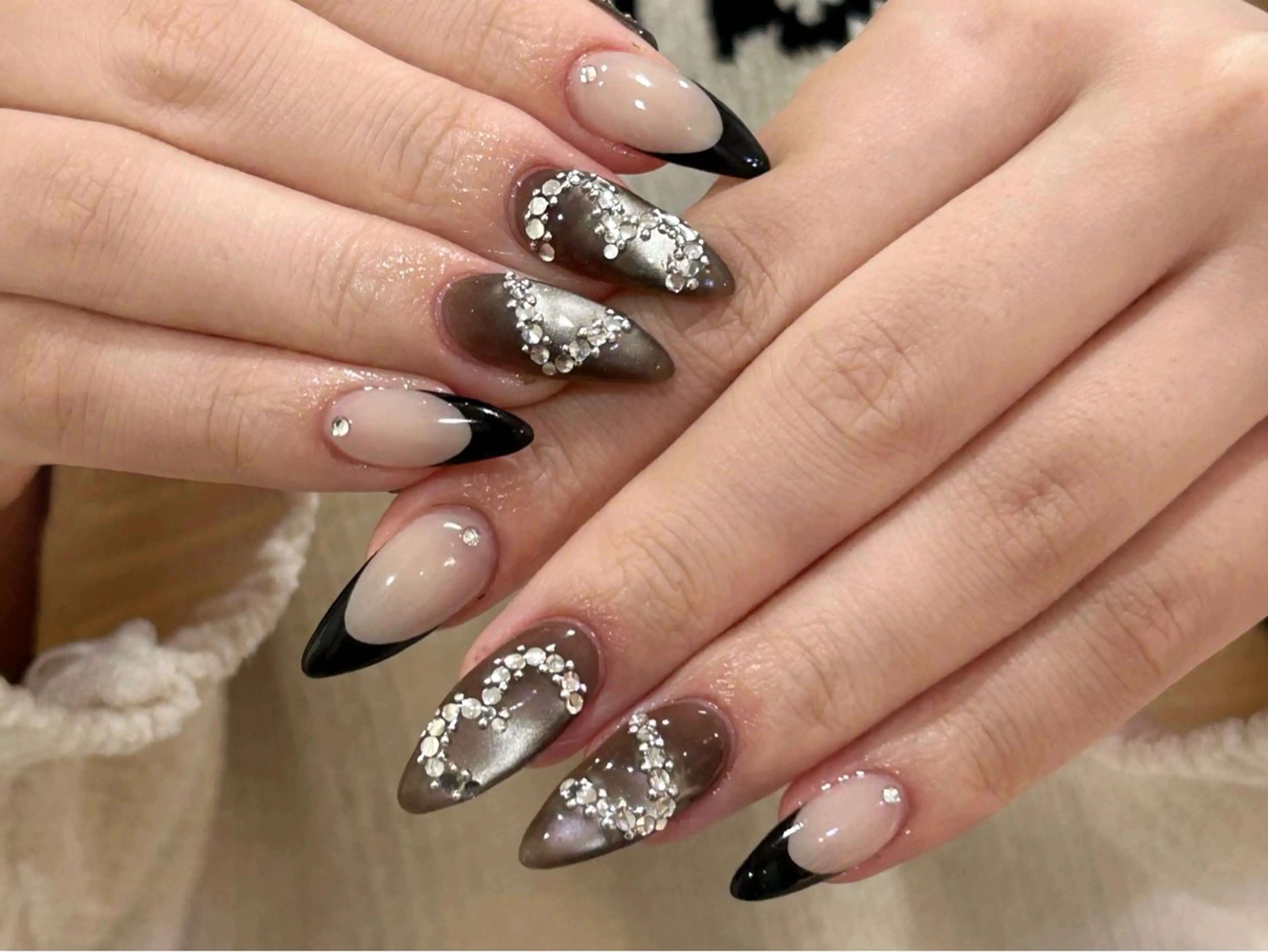 ネイル ブラウン フレンチネイル 持ち込み ハンドネイル Bianca栄店 はるなのネイルデザイン