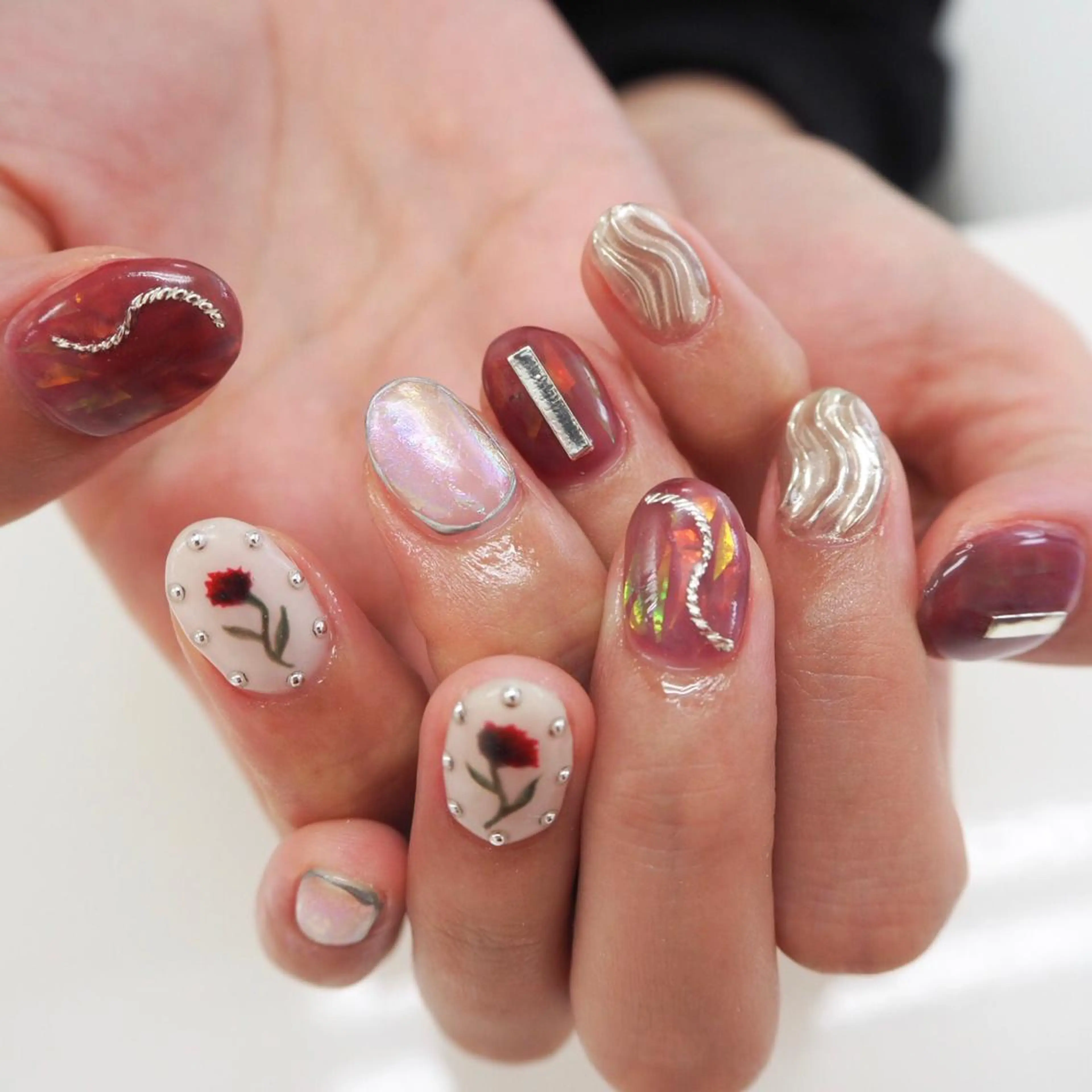 ネイル Hisaka Mikiのネイルデザイン