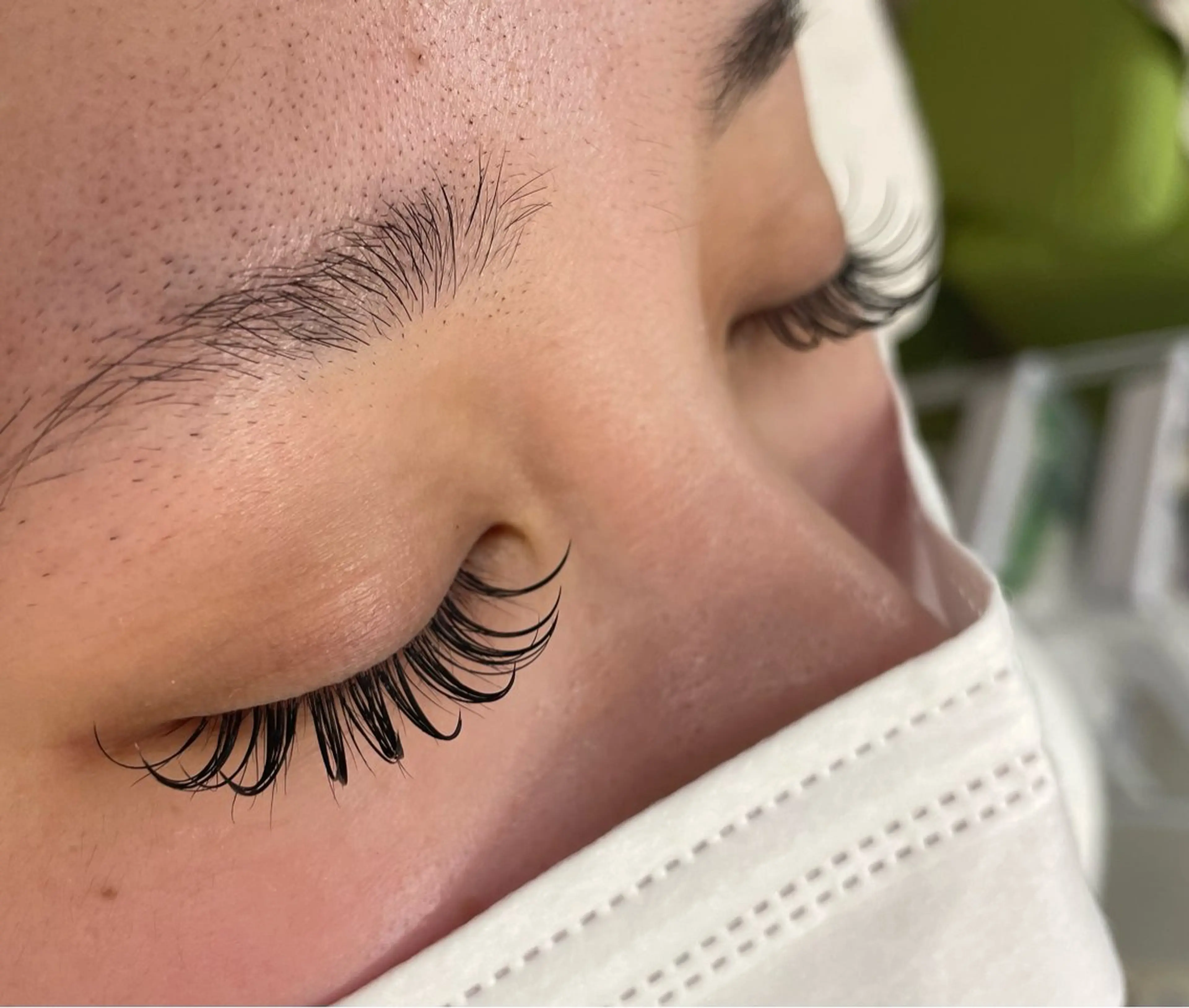 マツエク・マツパ マツエク ayumi/似合わせ トレンド/束間🪽の眉毛・アイブロウイメージ