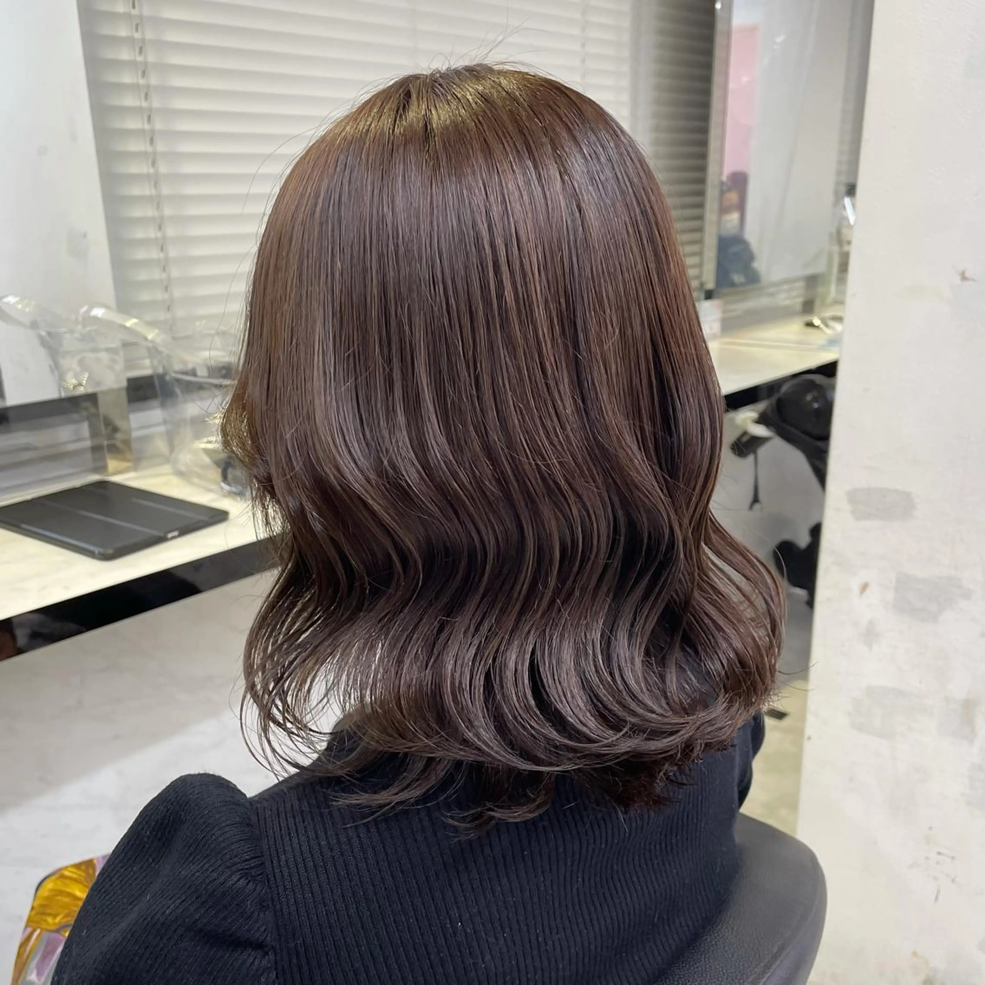 ミディアム カラー ヘアアレンジ ヘアカラー トリートメント ヘアセット ピンク・ベージュ🩰 カラー🫧とらのヘアスタイル