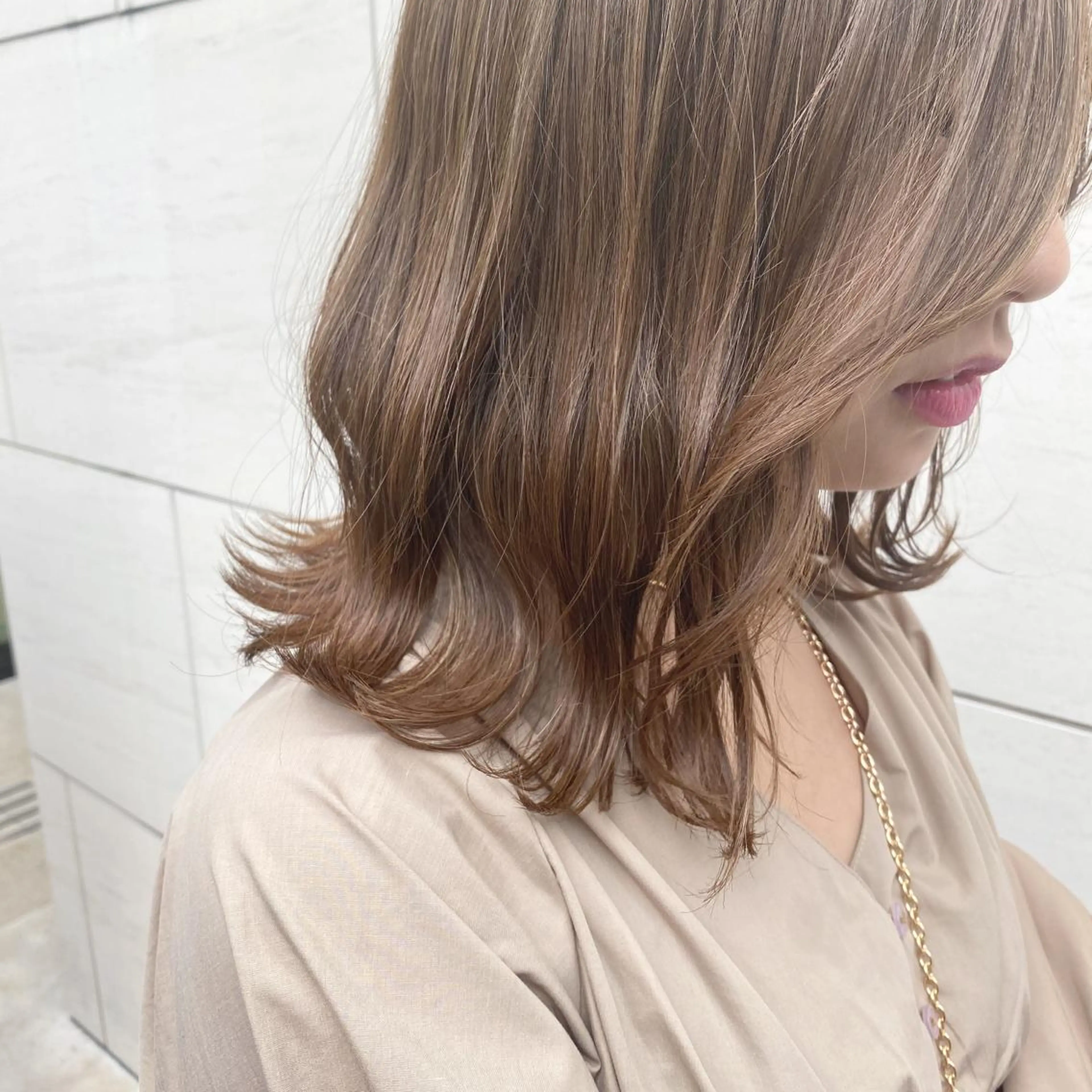 ミディアム カット ヘアカラー トリートメント 丸山 史香のヘアスタイル