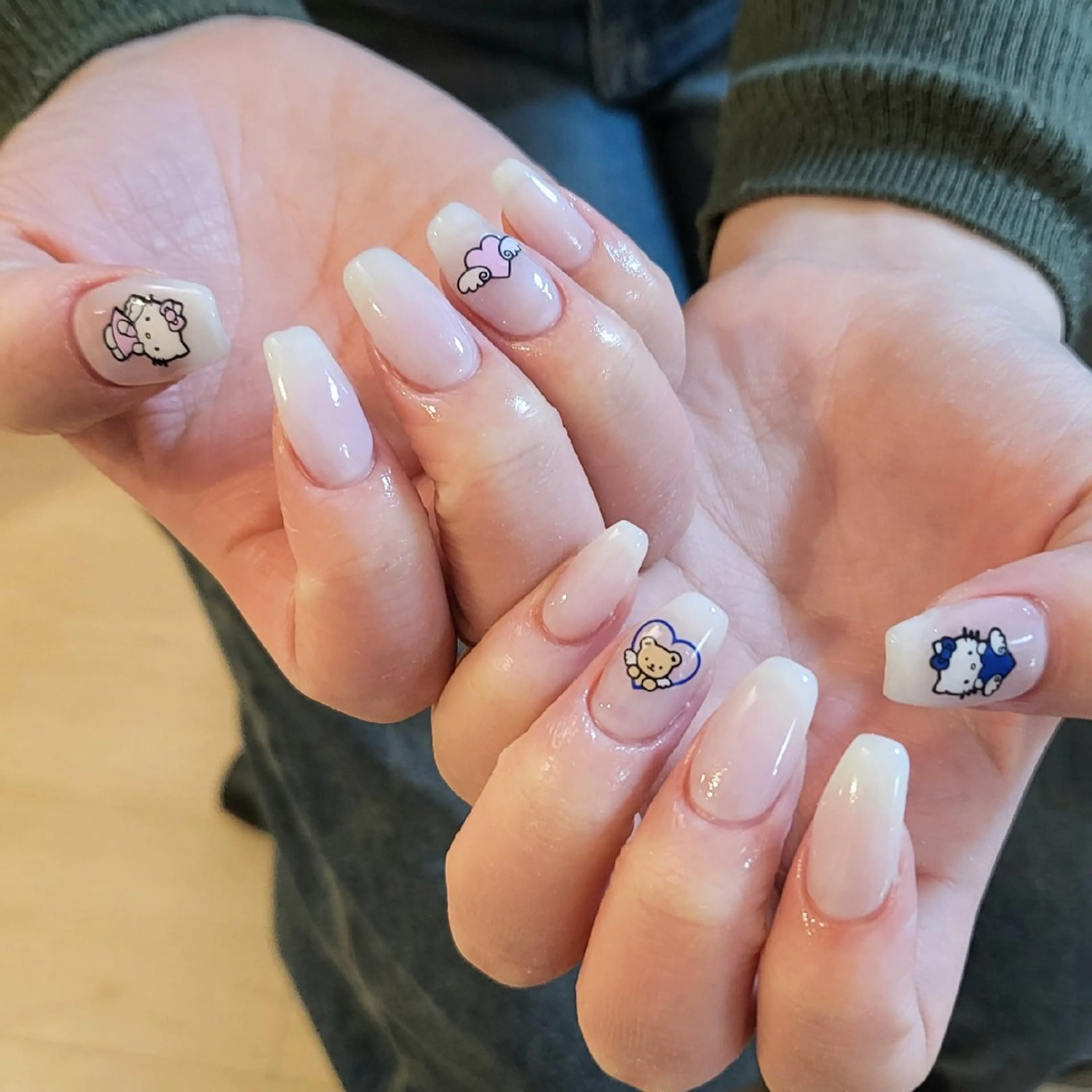 ネイル ワンカラーネイル ハンドネイル フットネイル ハンドケア ChouChou  NAILSALONのネイルデザイン
