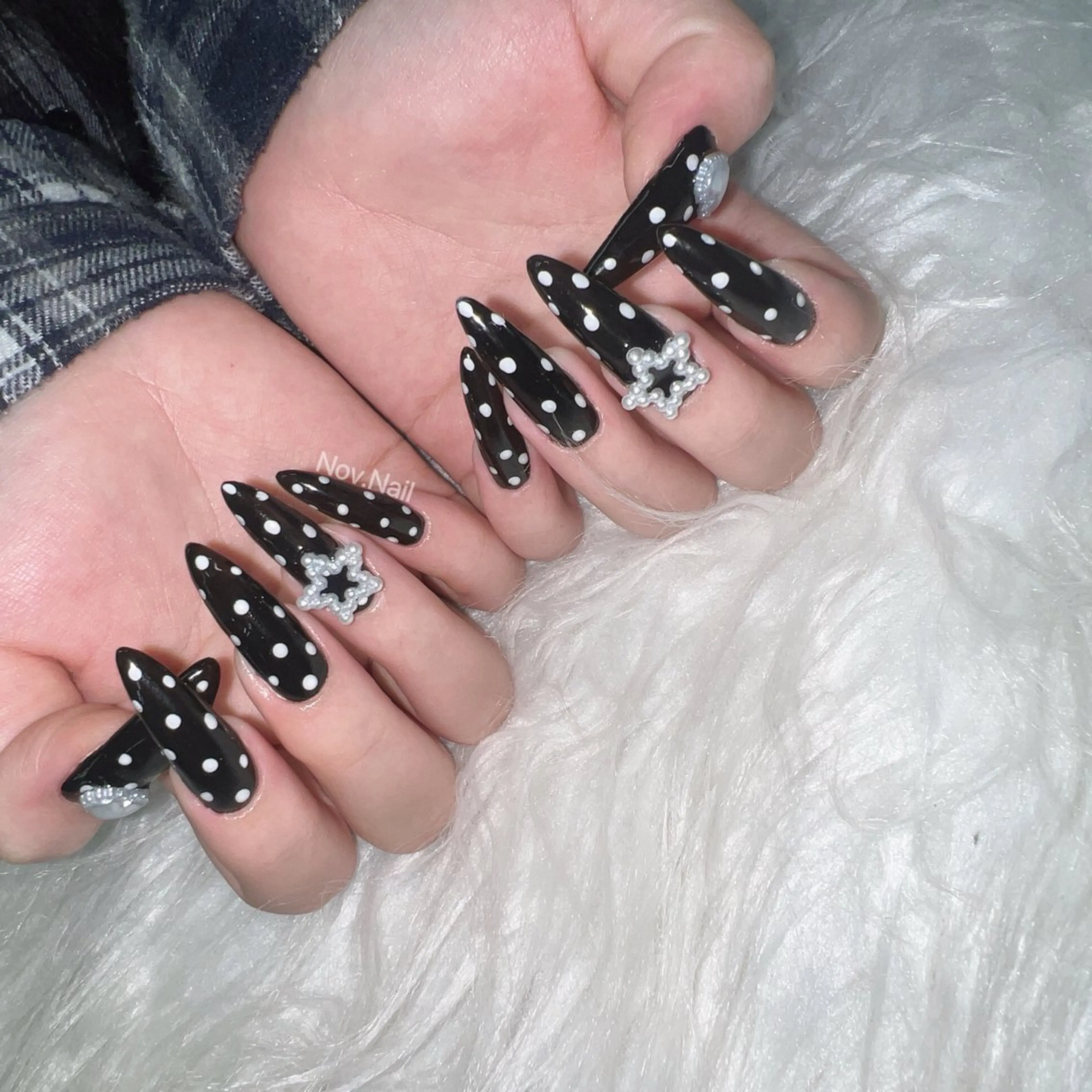 ネイル Nov. ネイルサロンのネイルデザイン
