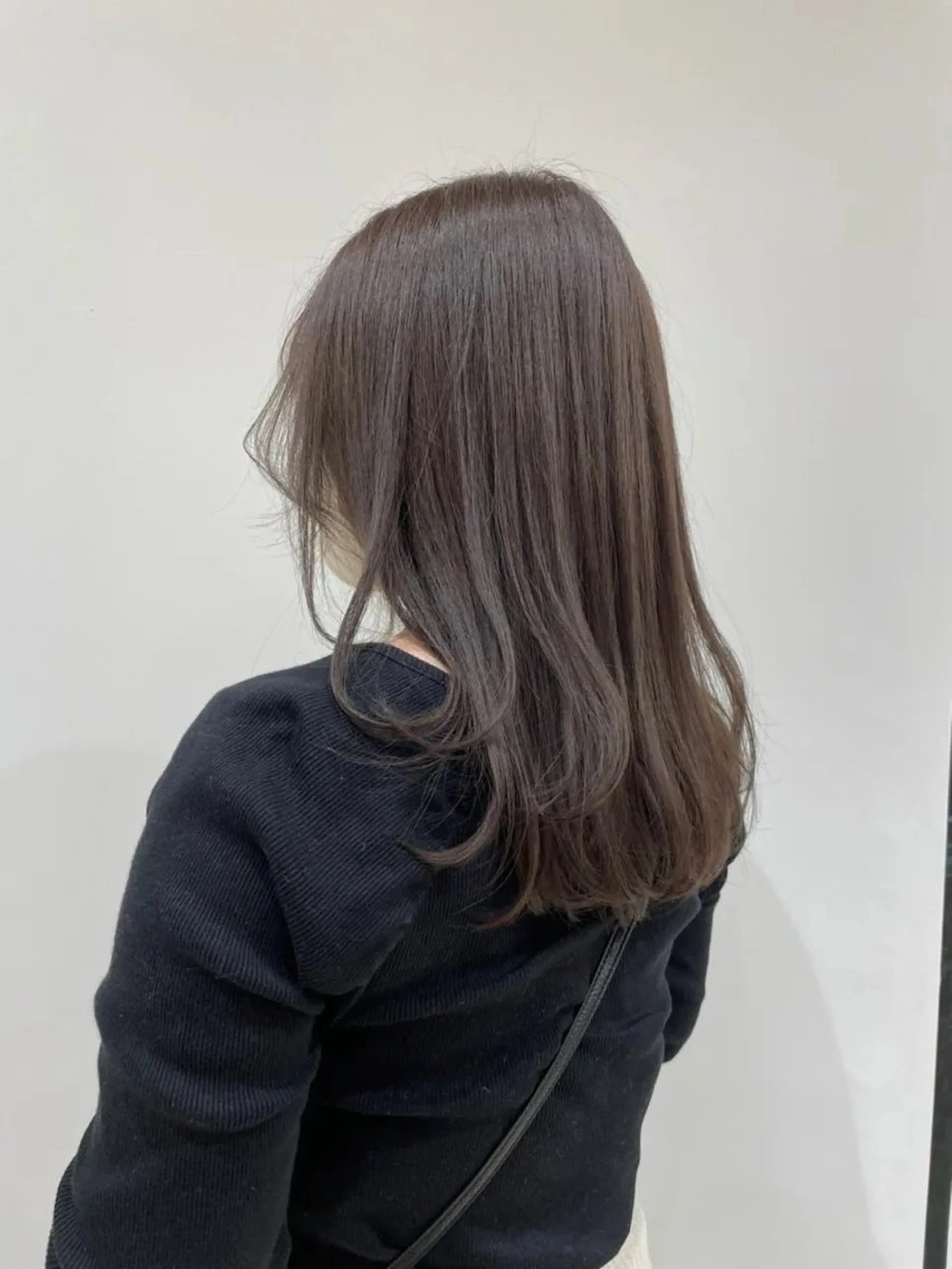 カラー 透明感カラー 自然と惹かれる🪷 艶カラー/茉優♩のヘアスタイル