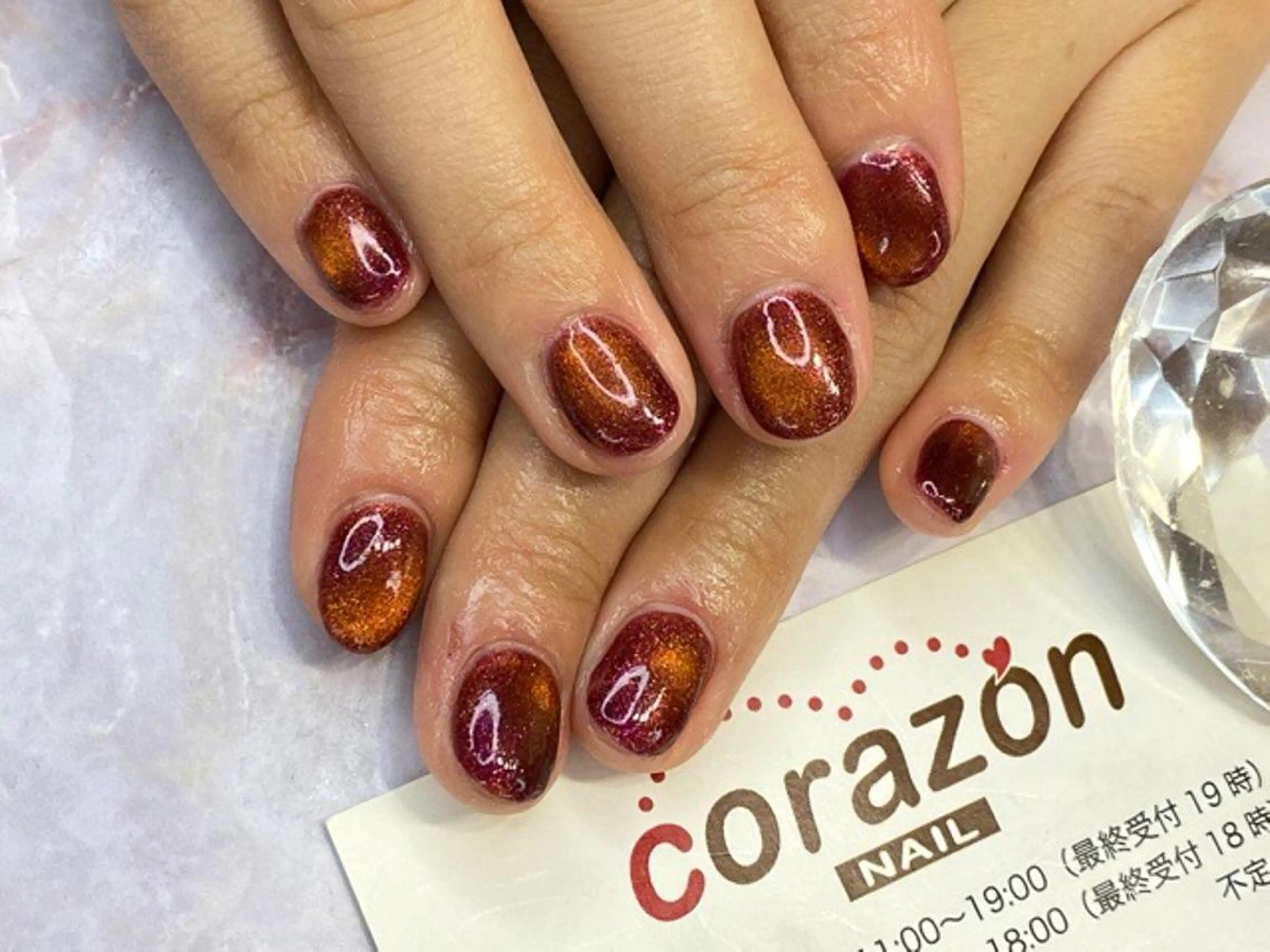 ネイル ボルドー ジェルネイル マグネットネイル ワンカラーネイル ハンドネイル corazon所属・ネイリスト aicoのネイルデザイン