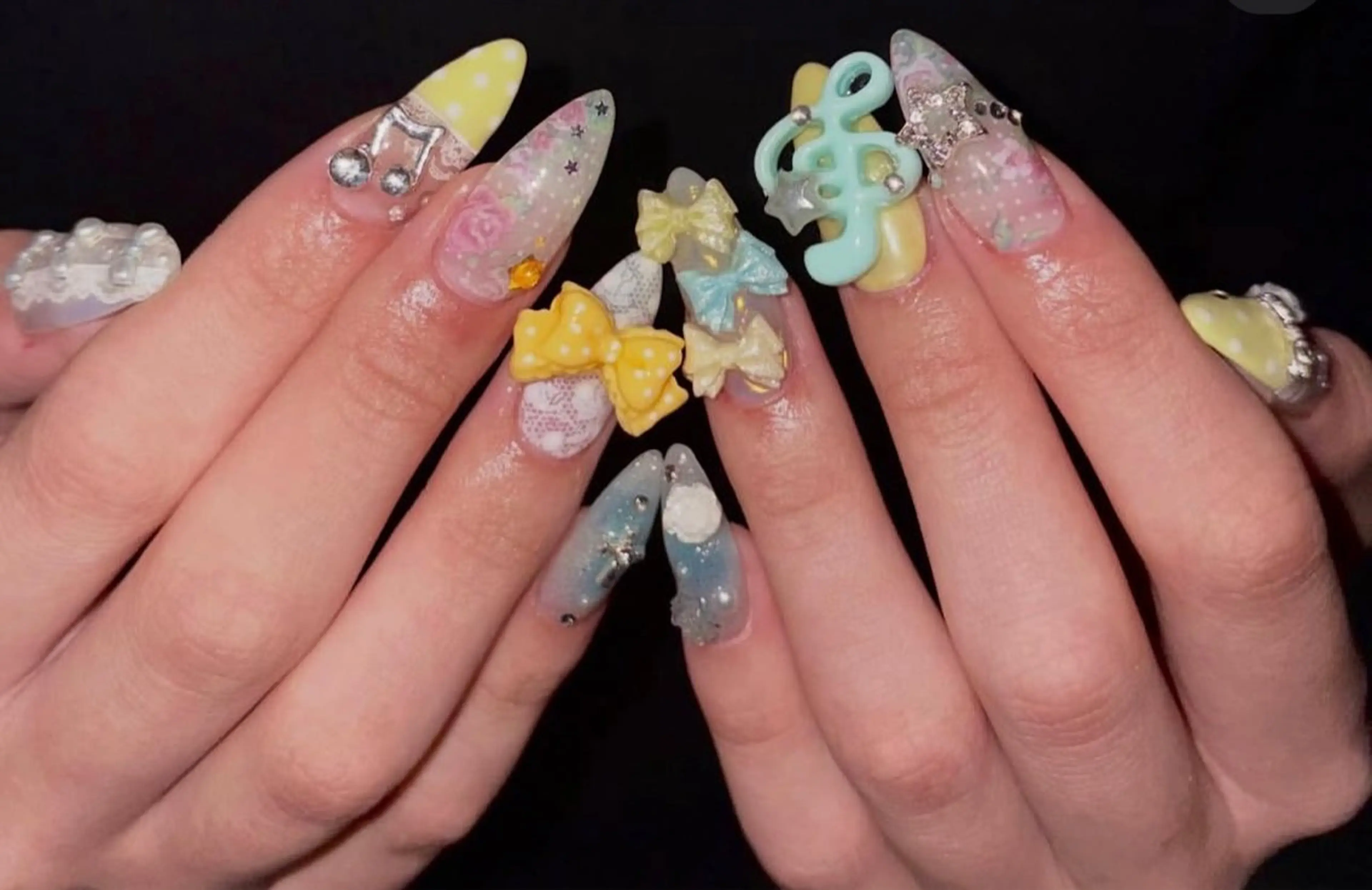 ネイル NiJi Nailsのネイルデザイン
