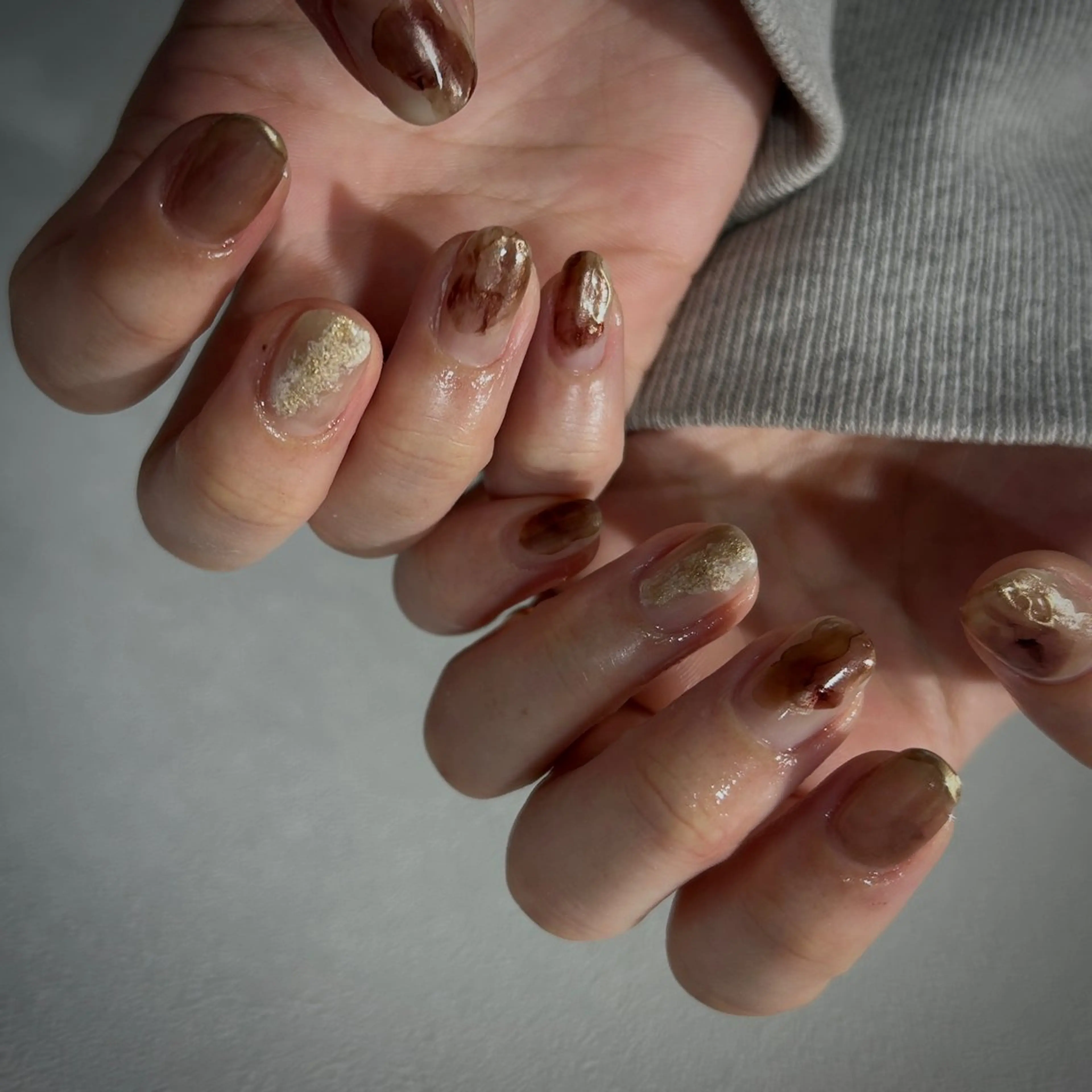 ネイル ハンドネイル NINEnami ニュアンスネイルのネイルデザイン