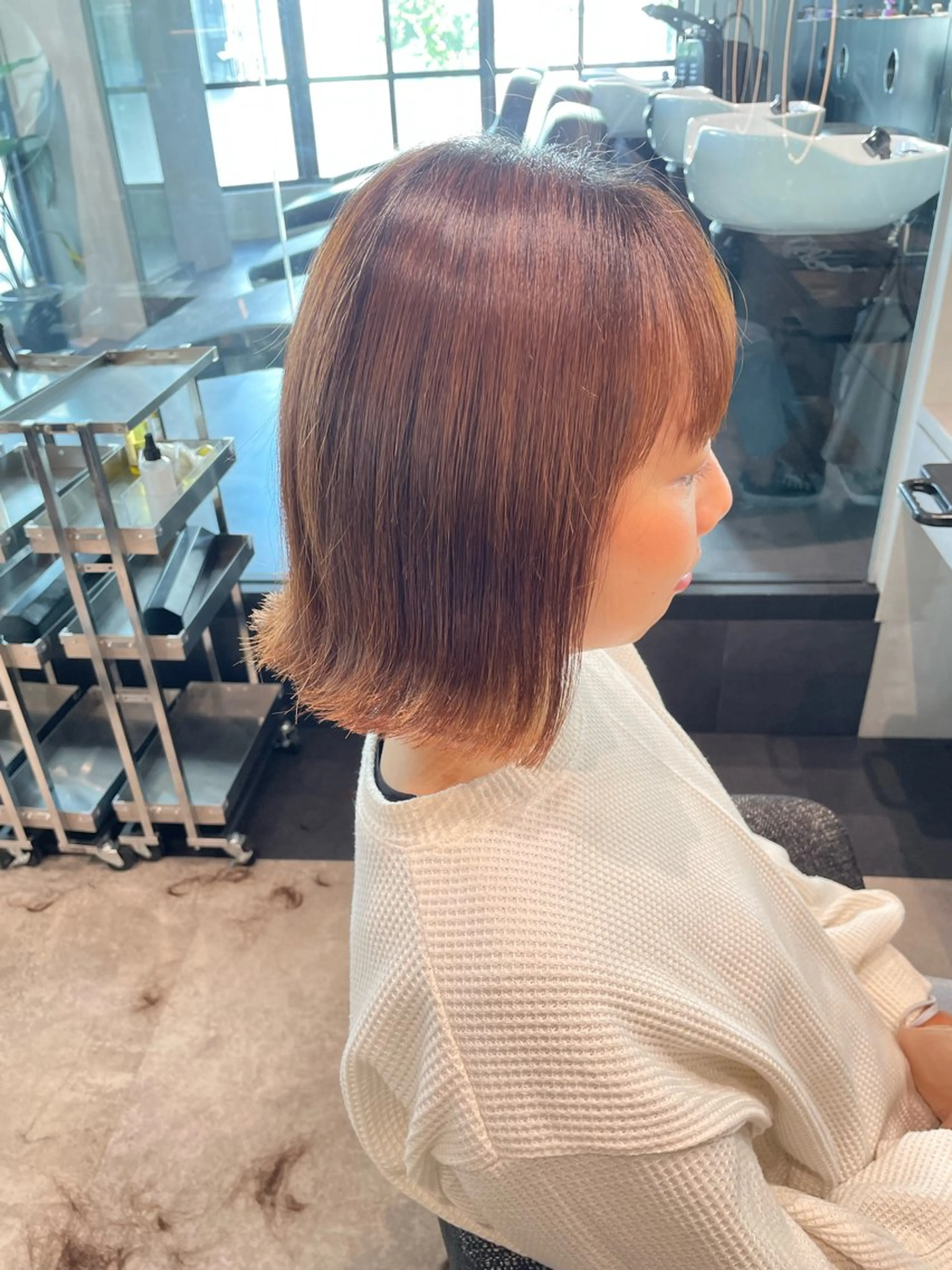 ミディアム 松田 恋のヘアスタイル