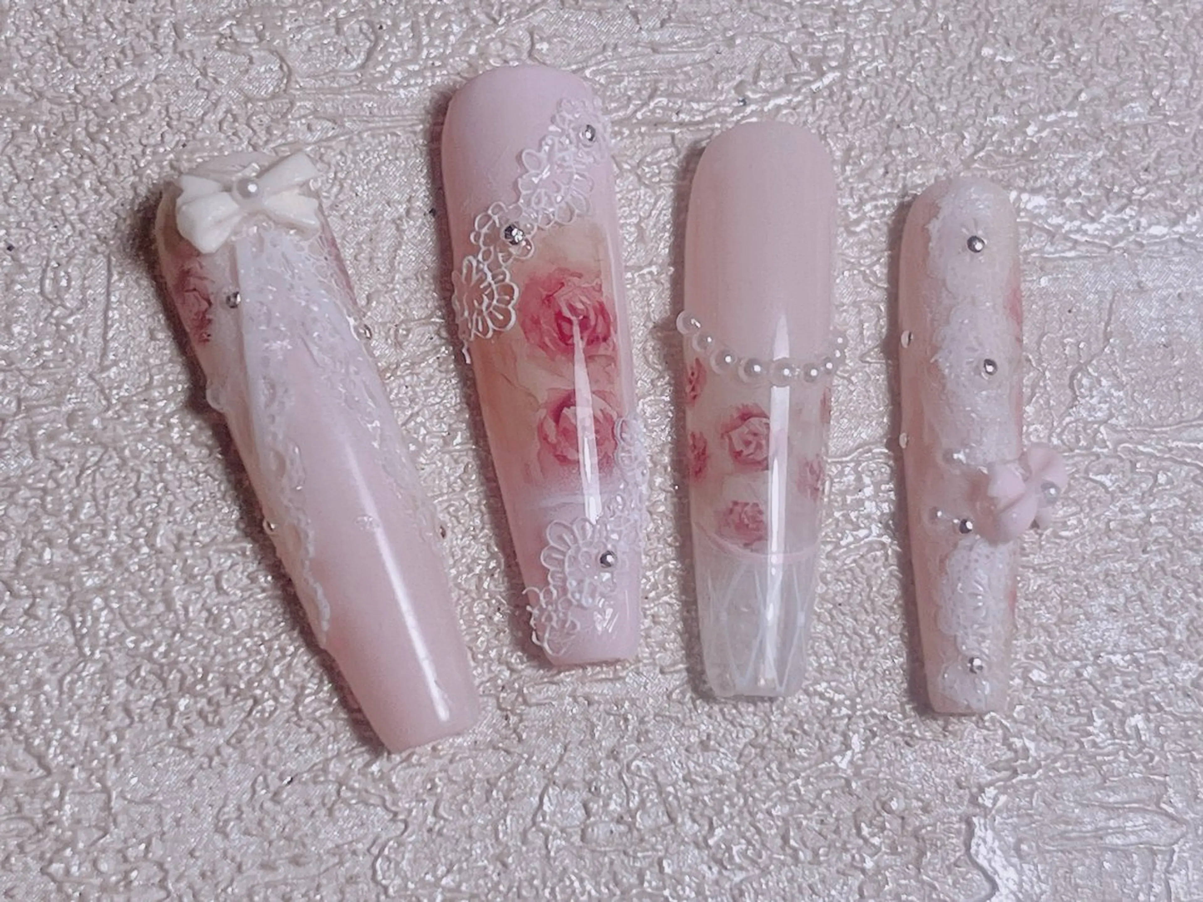 ネイル ハンドネイル KARI ネイルサロンのネイルデザイン