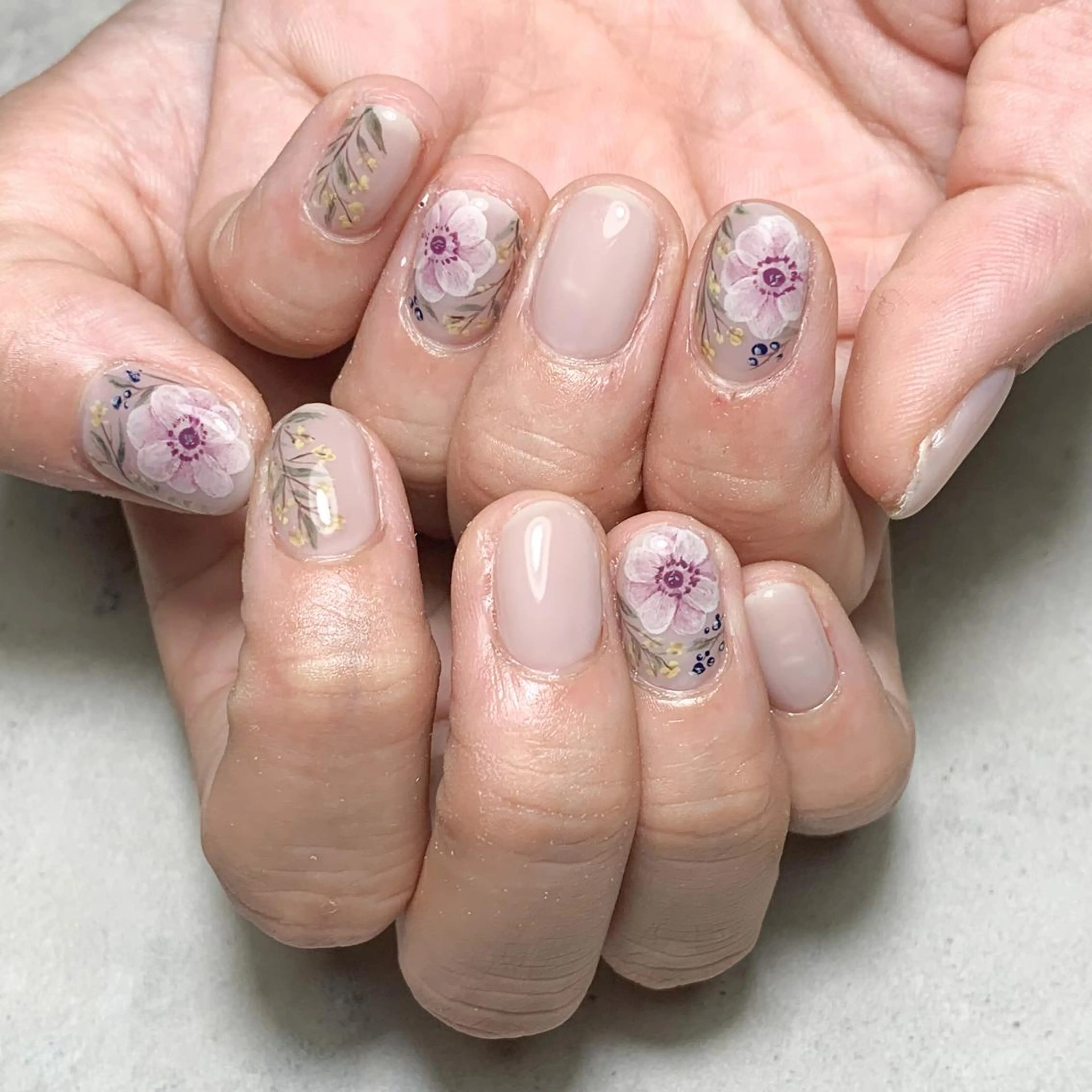 ネイル ハンドネイル atelier　FIORITURA所属・FIORITURA aiのネイルデザイン