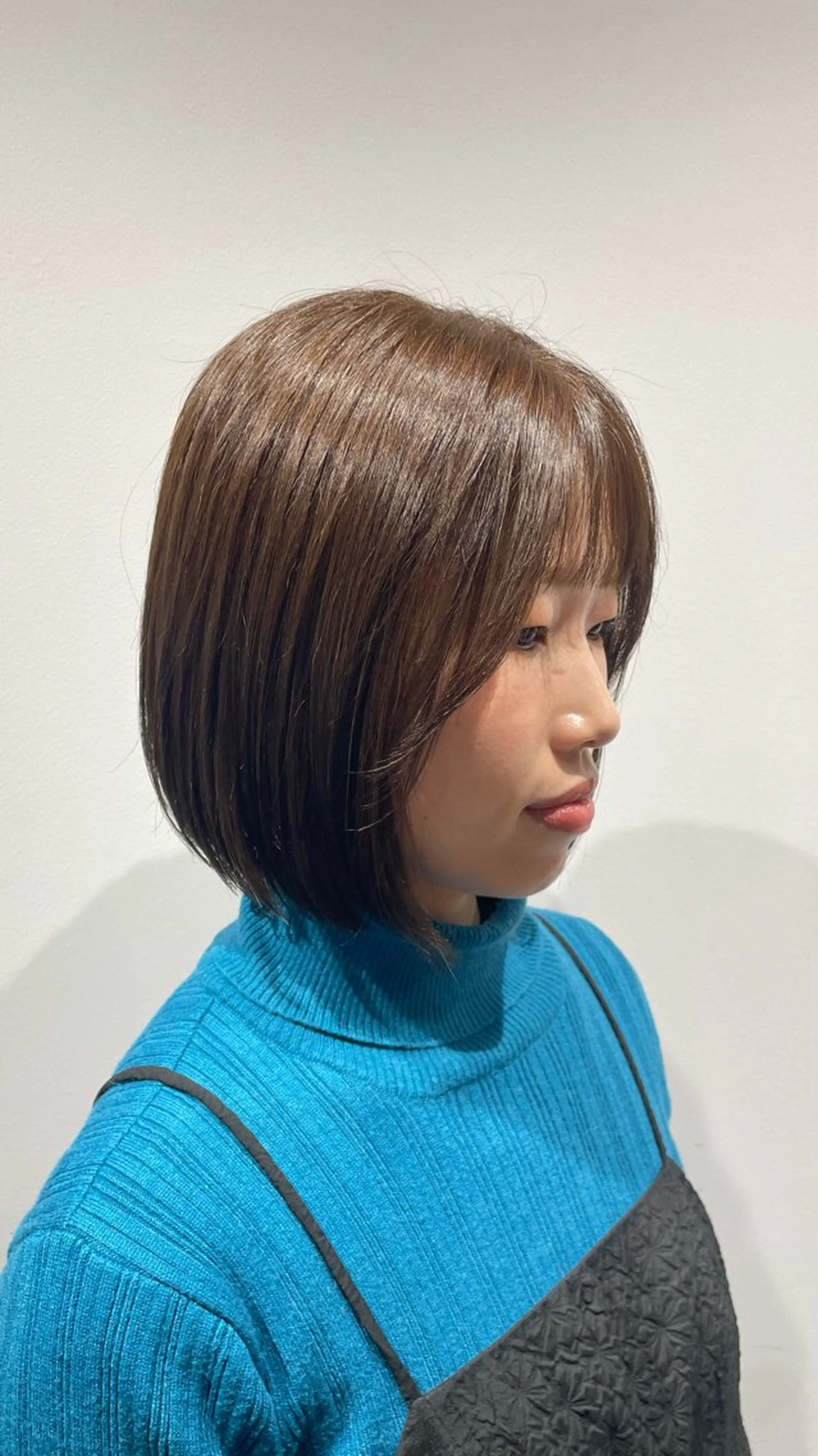 ショート カラー ベージュカラー 𝐚𝐨𝐢/カット /パーマモデルのヘアスタイル