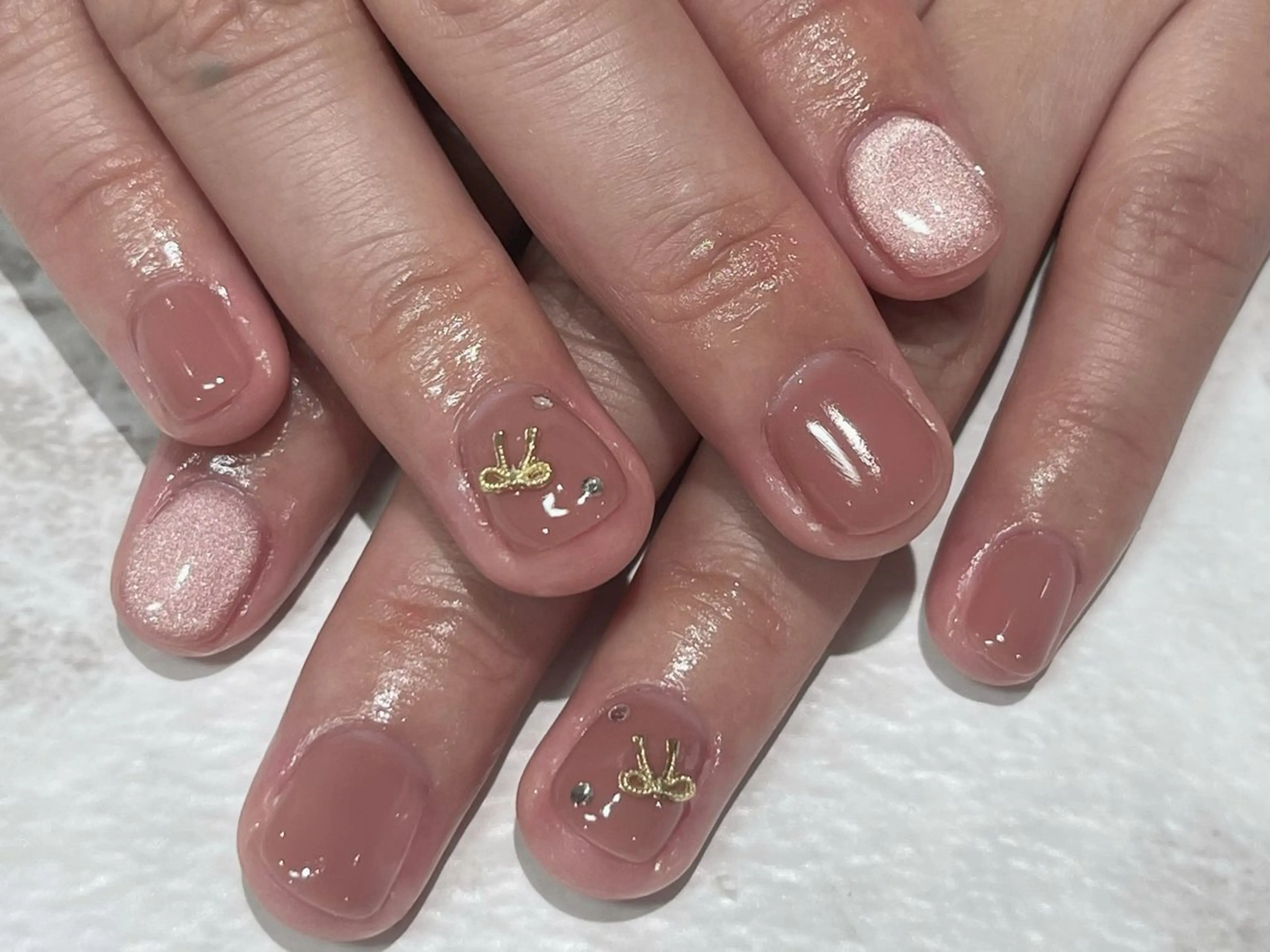 ネイル ハンドネイル 志形 彩音のネイルデザイン