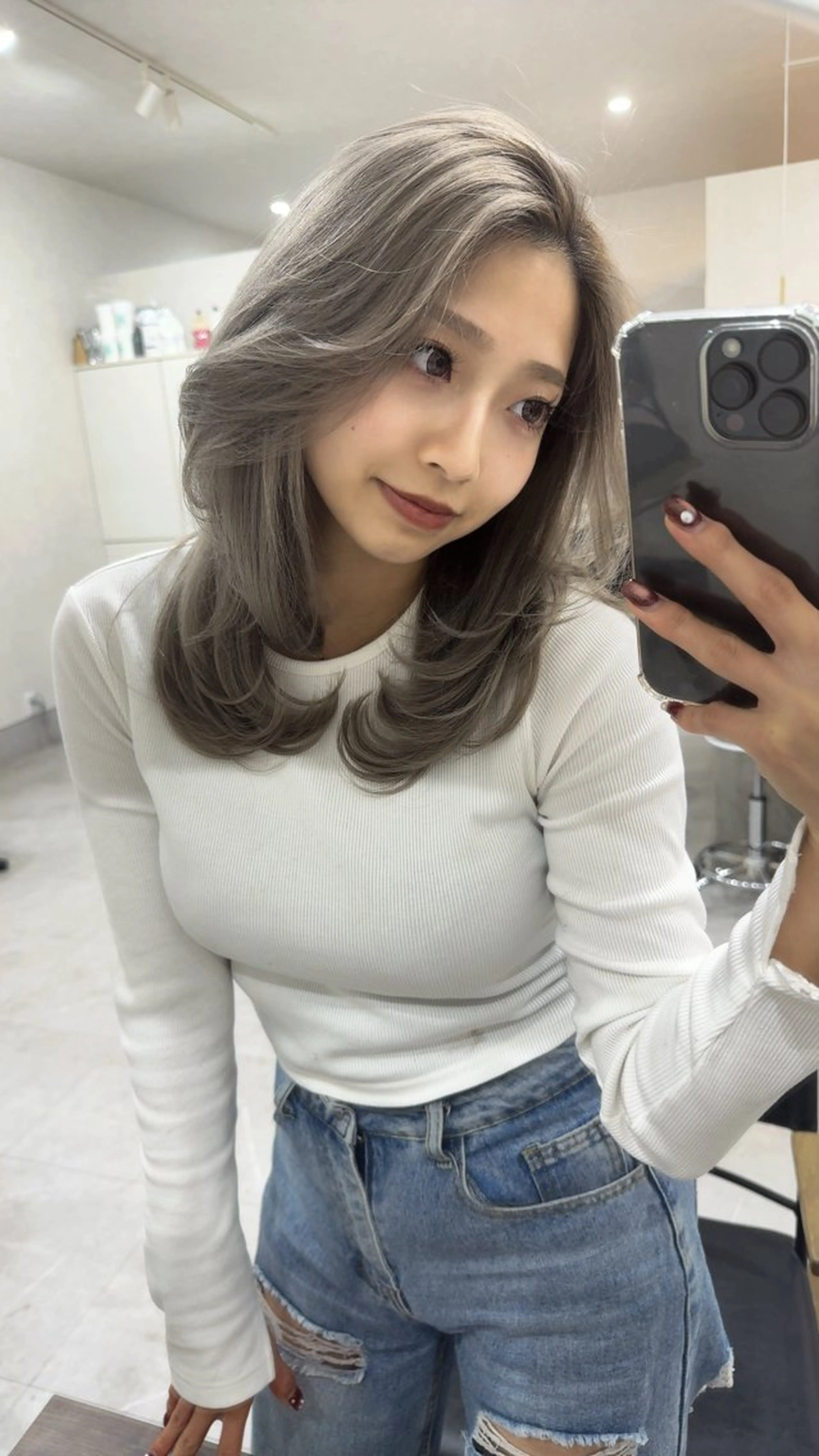 ミディアム レイヤーカット stark所属・stark🌱片倉 みうのヘアスタイル