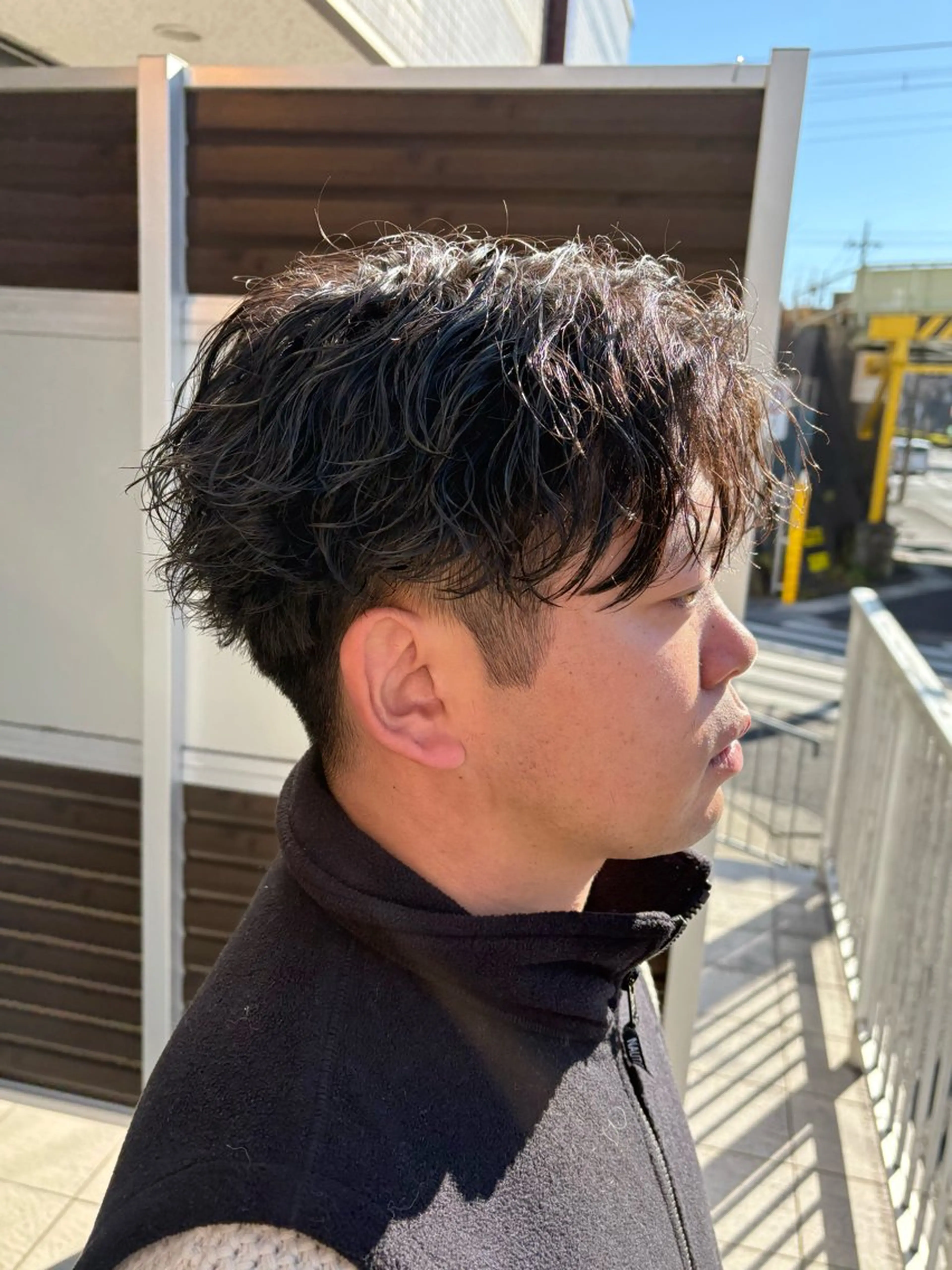 メンズ カット パーマ トリートメント ナルミ ケイスケのヘアスタイル