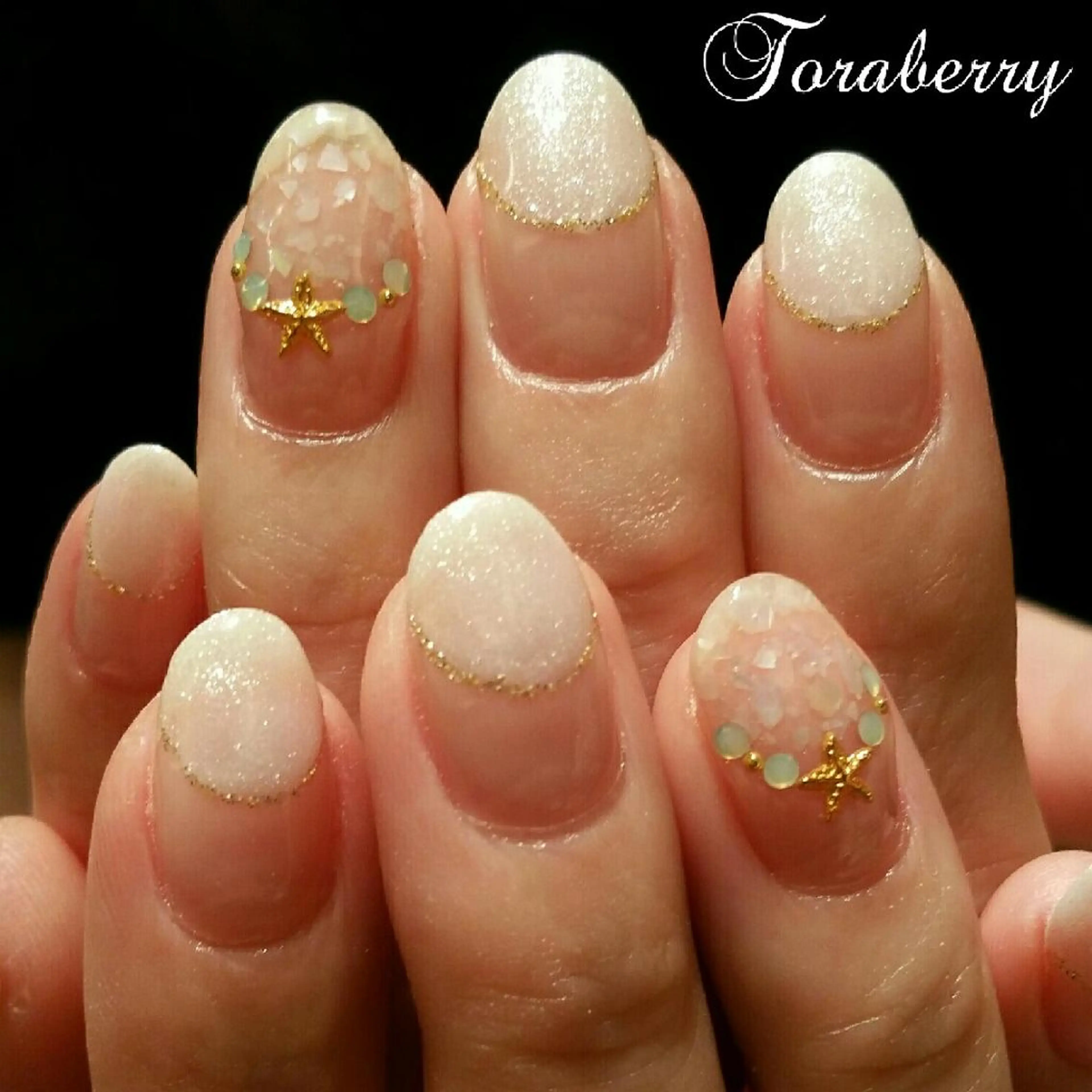 ネイル フレンチネイル ネイリスト なつみのネイルデザイン