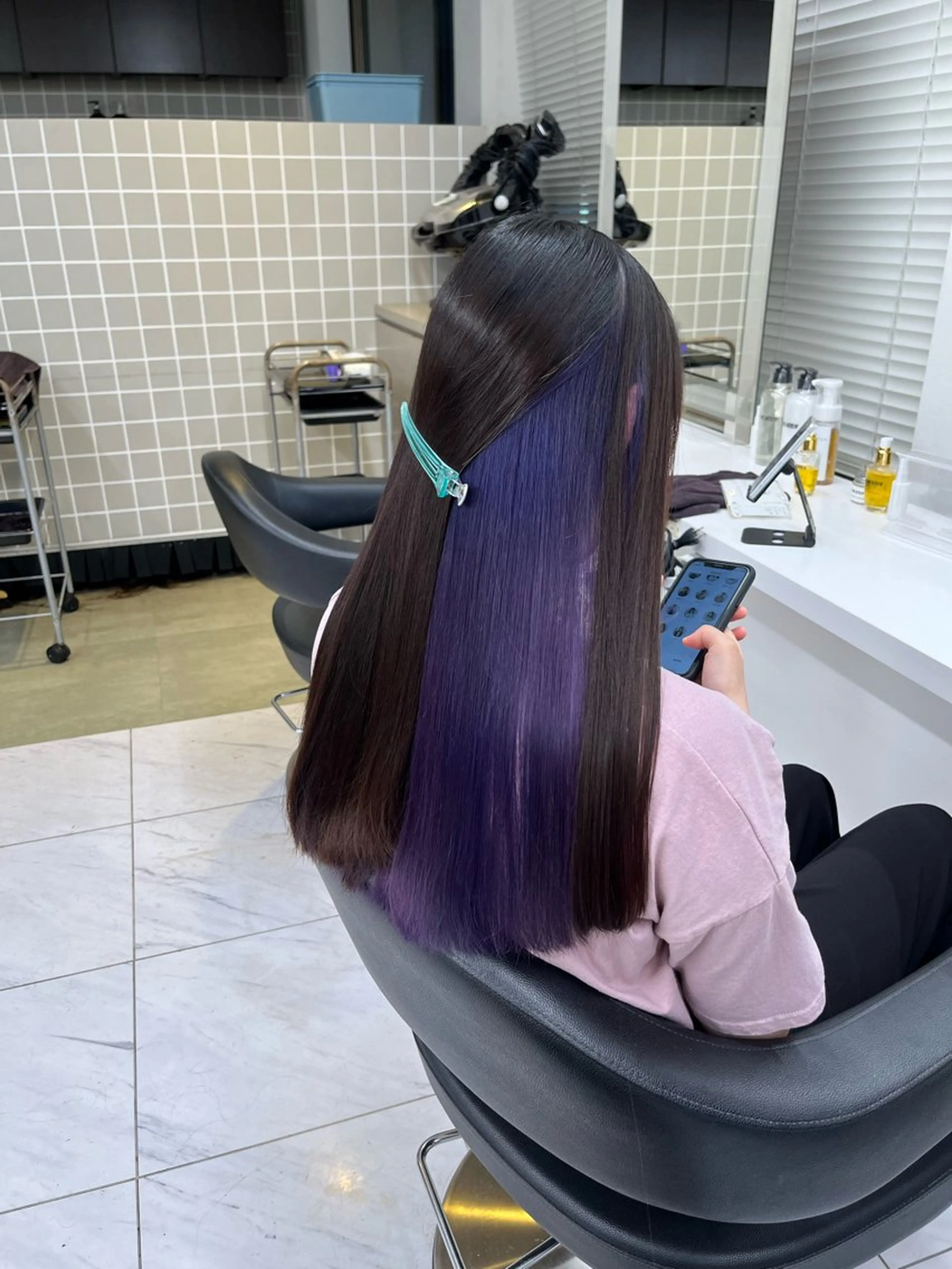 ロング ヘアカラー トリートメント ヘッドスパ ヘアセット 寒色＆ブリーチ特化 寒色MiOのヘアスタイル