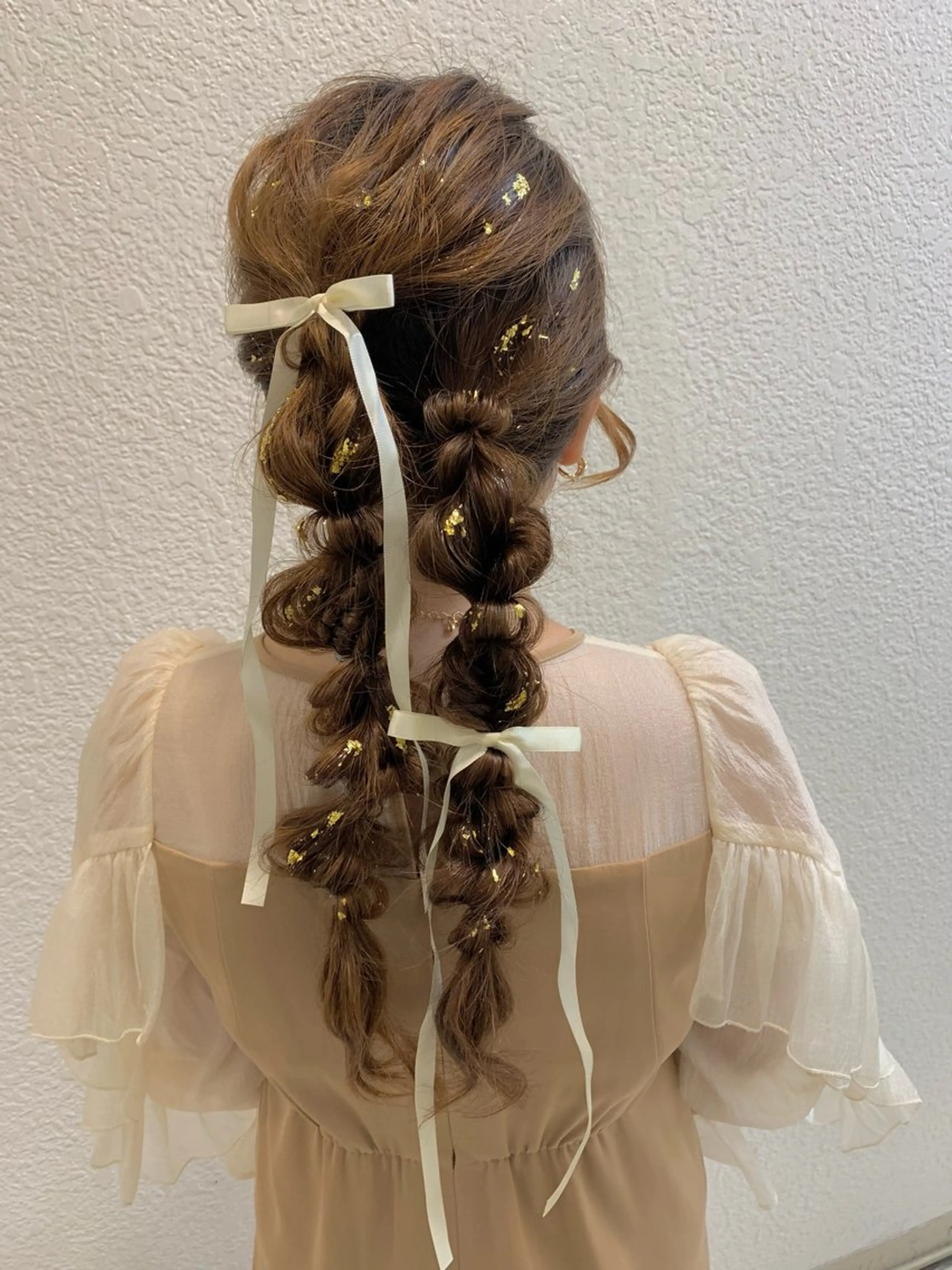 【お呼ばれ•推し活に🖤✨】ヘアセットの写真