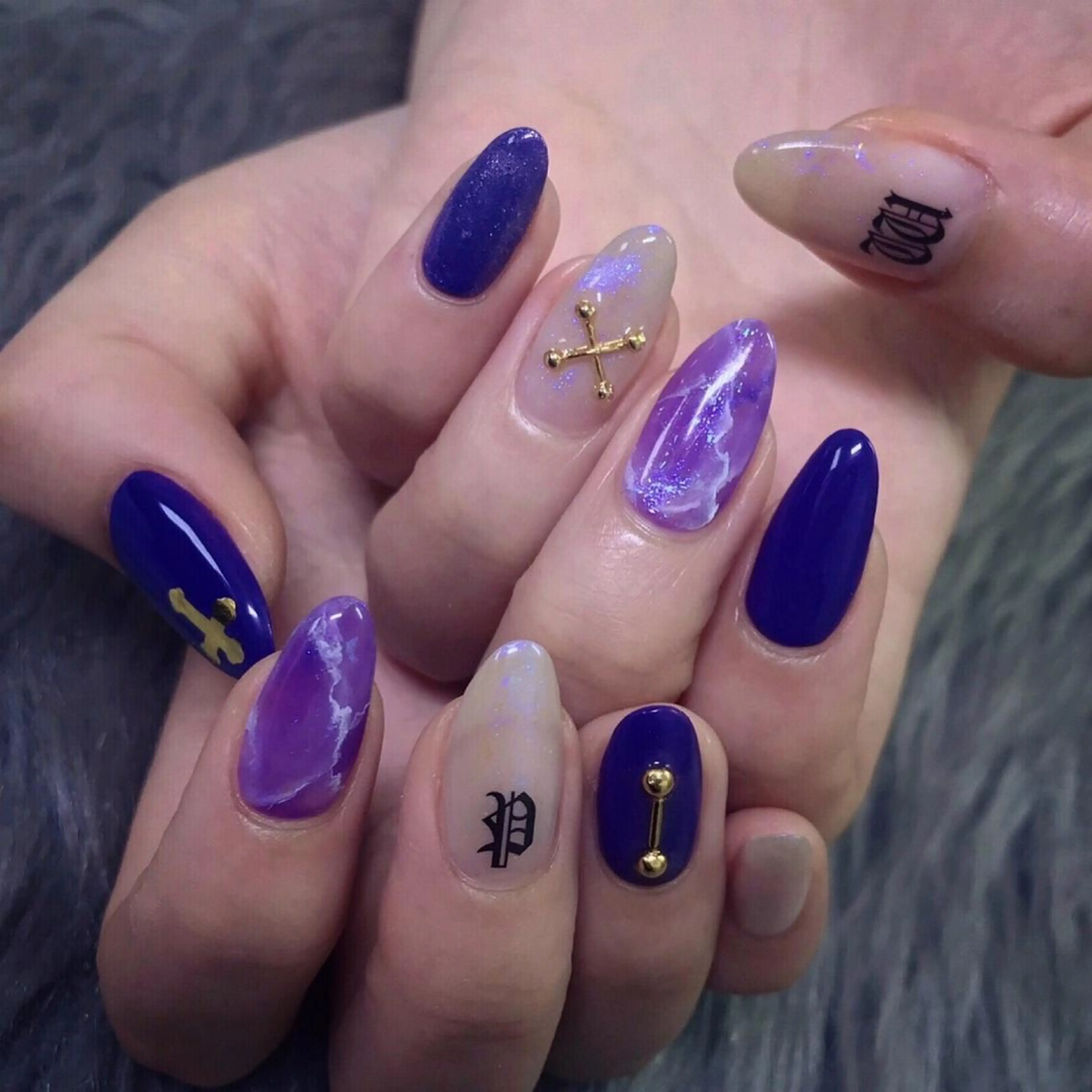 ネイル NOIROUGE所属・NOI ROUGEのネイルデザイン