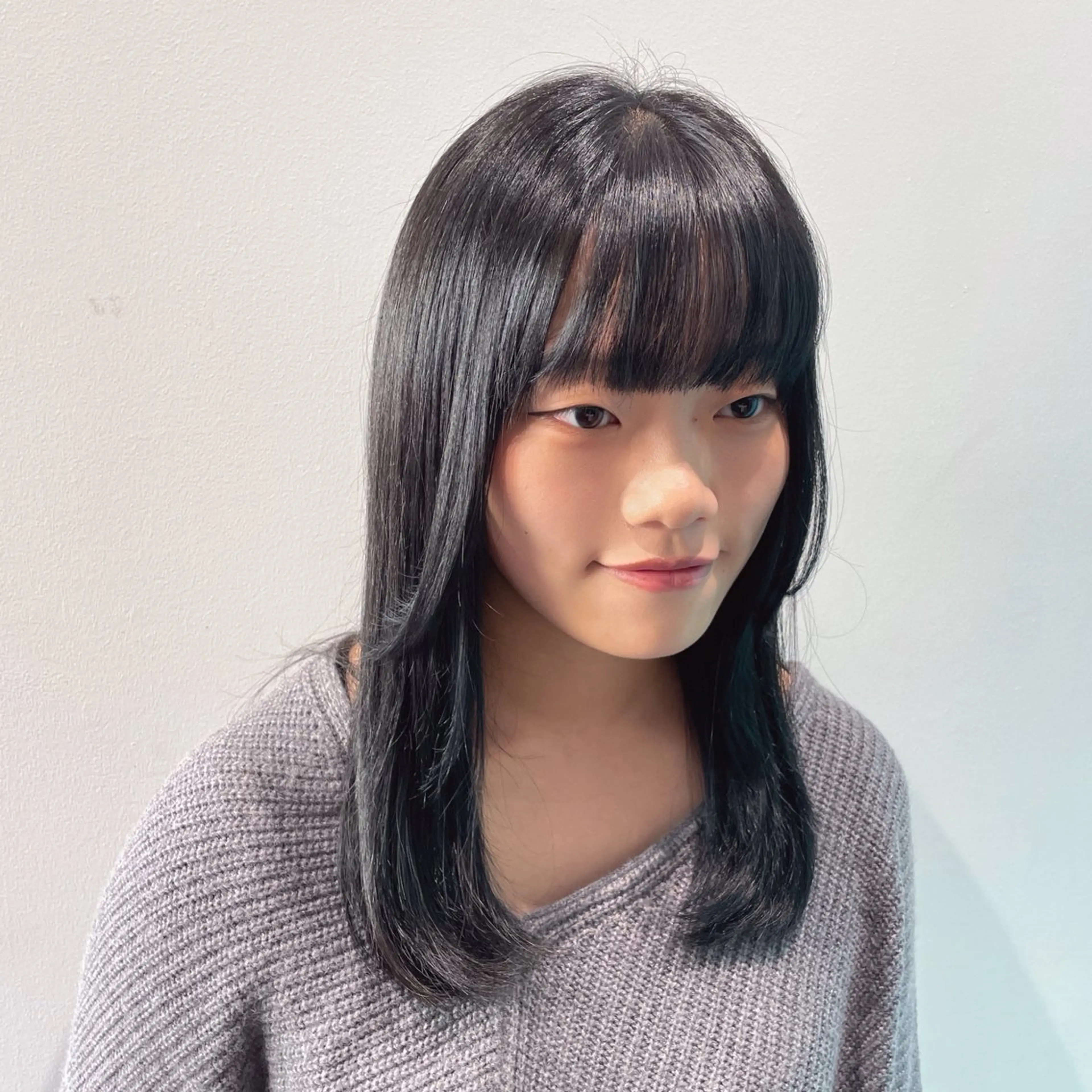 ミディアム カラー 透明感カラー×ヘア アレンジ🪽しおりのヘアスタイル