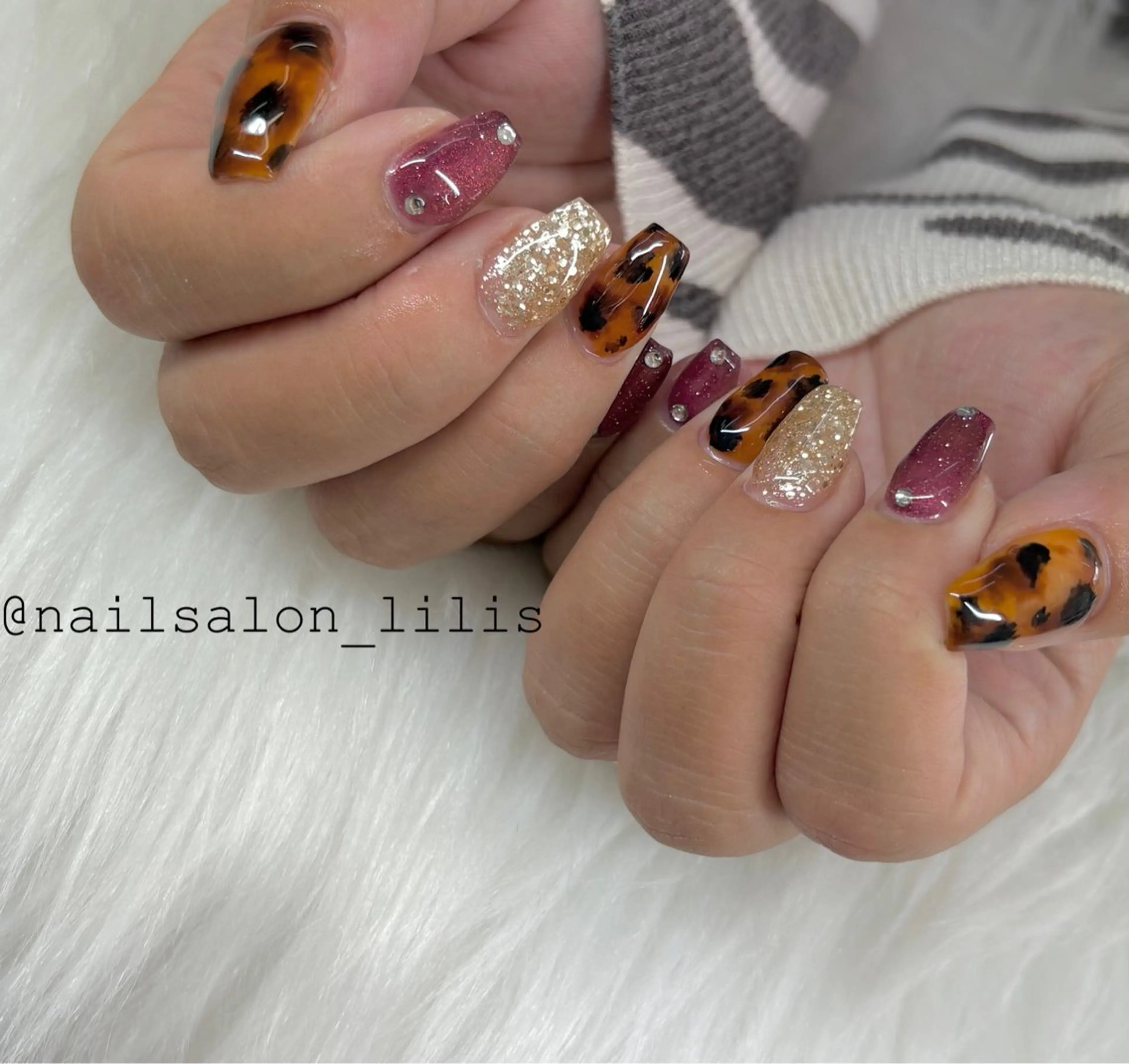 ネイル べっ甲ネイル ハンドネイル nailsalon lilis所属・nailsalon Lilisのネイルデザイン