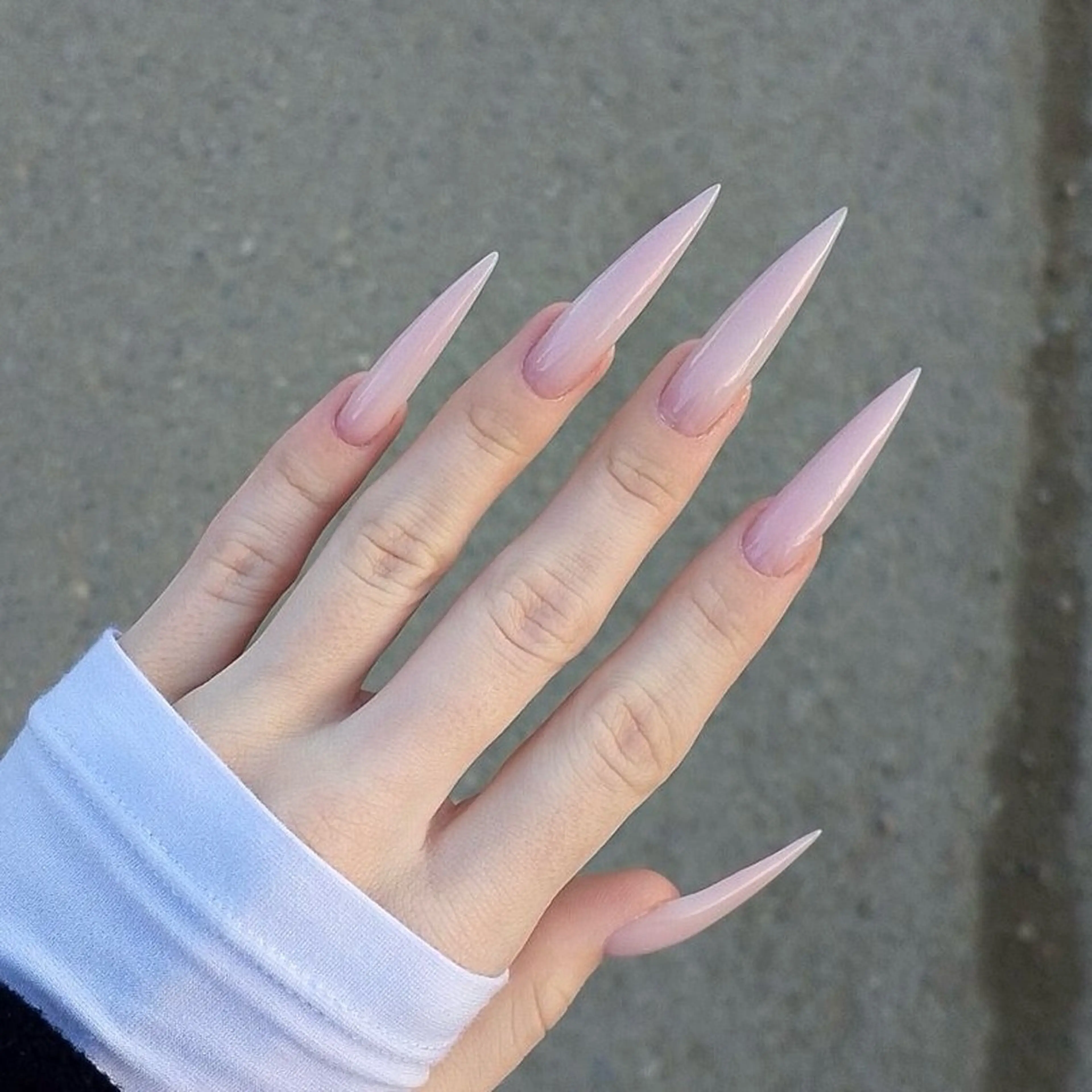 ネイル フレンチネイル ジェルネイル キラキラネイル 韓国ネイル マグネットネイル ハンドネイル Julli NailStudioのネイルデザイン