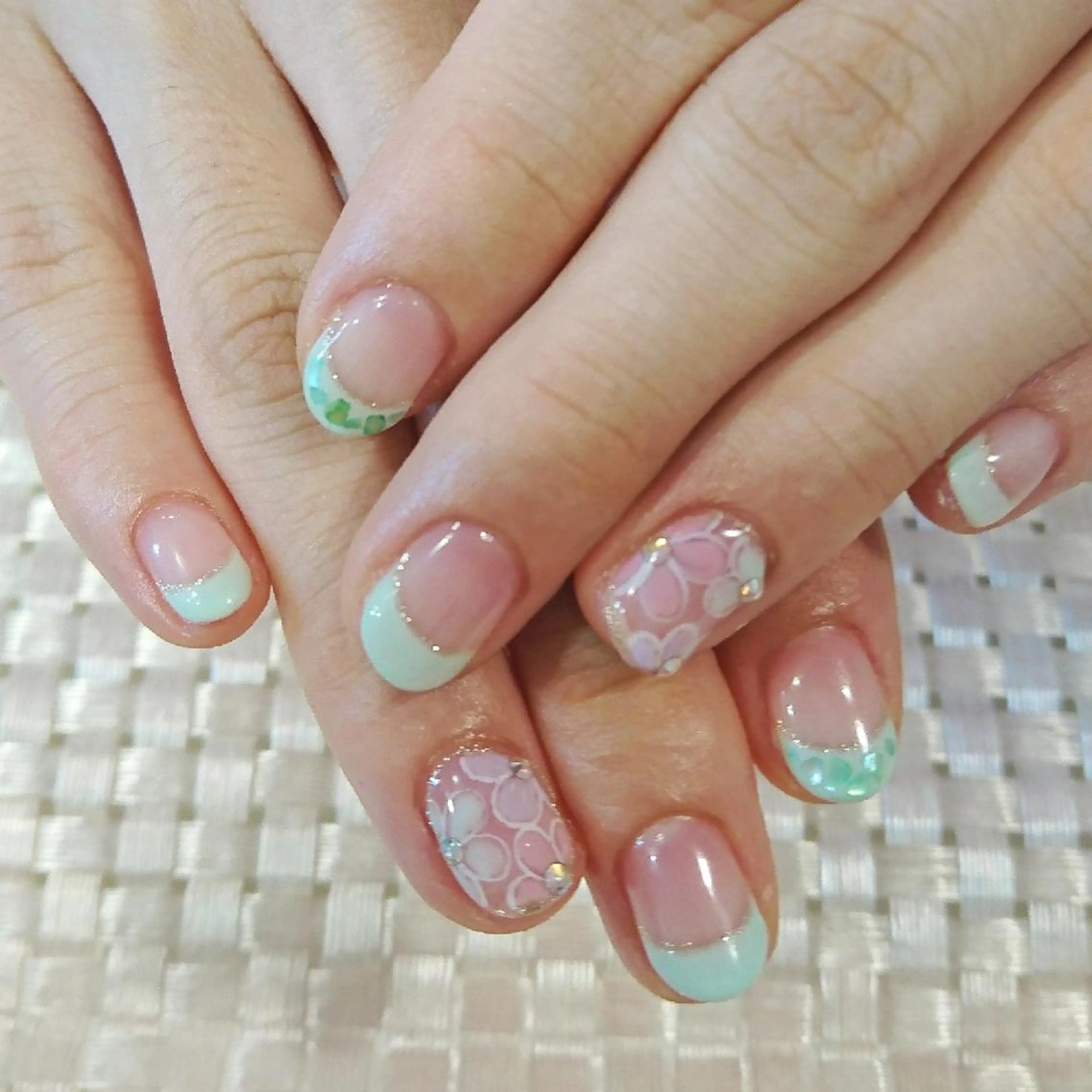 ネイル みー shakushiroのネイルデザイン