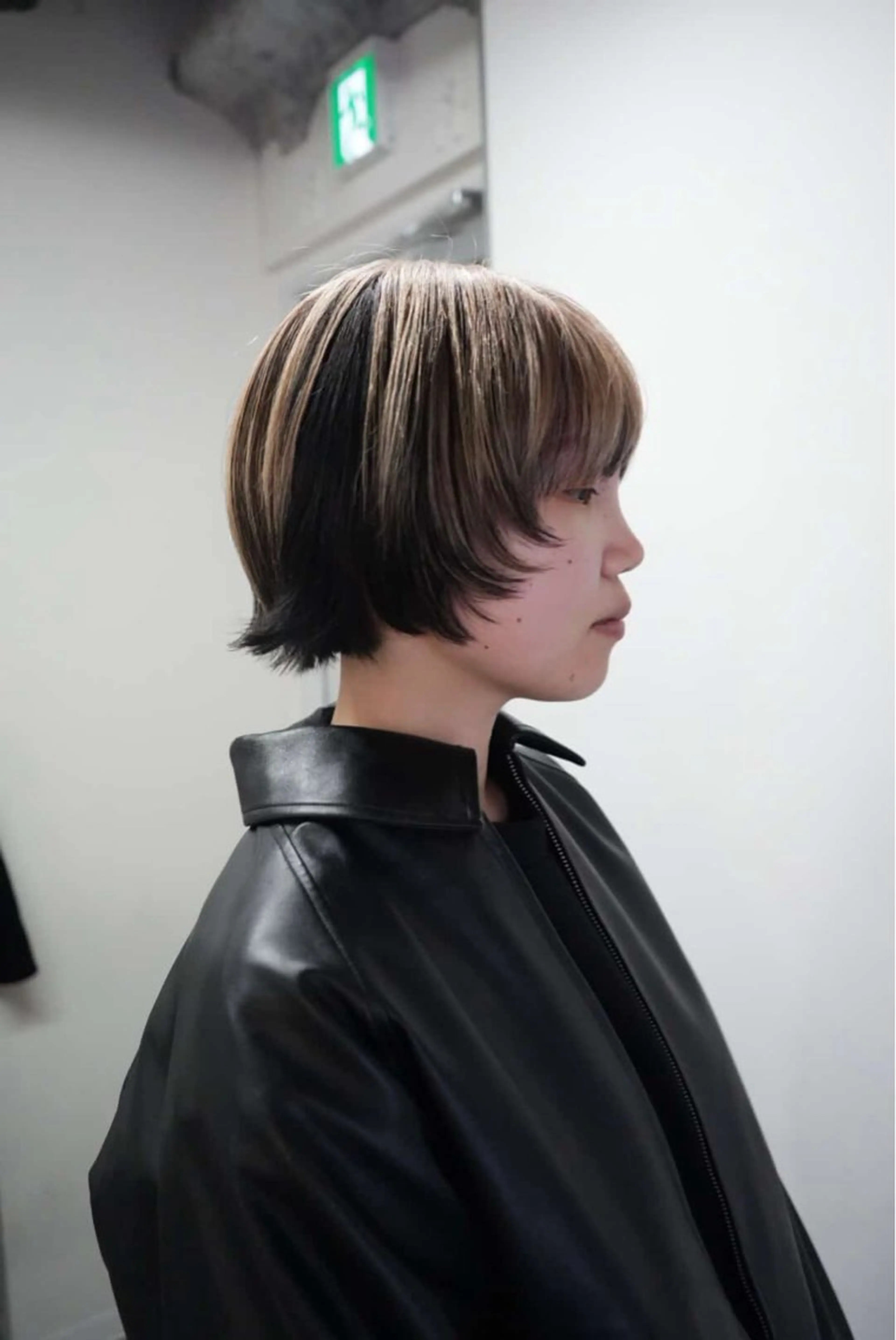 🔒ご新規様限定/ 1日1名様まで🔒カット＋ケアブリーチ/デザインカラー＋Aujuaトリートメント＋マイクロバブル泉の写真