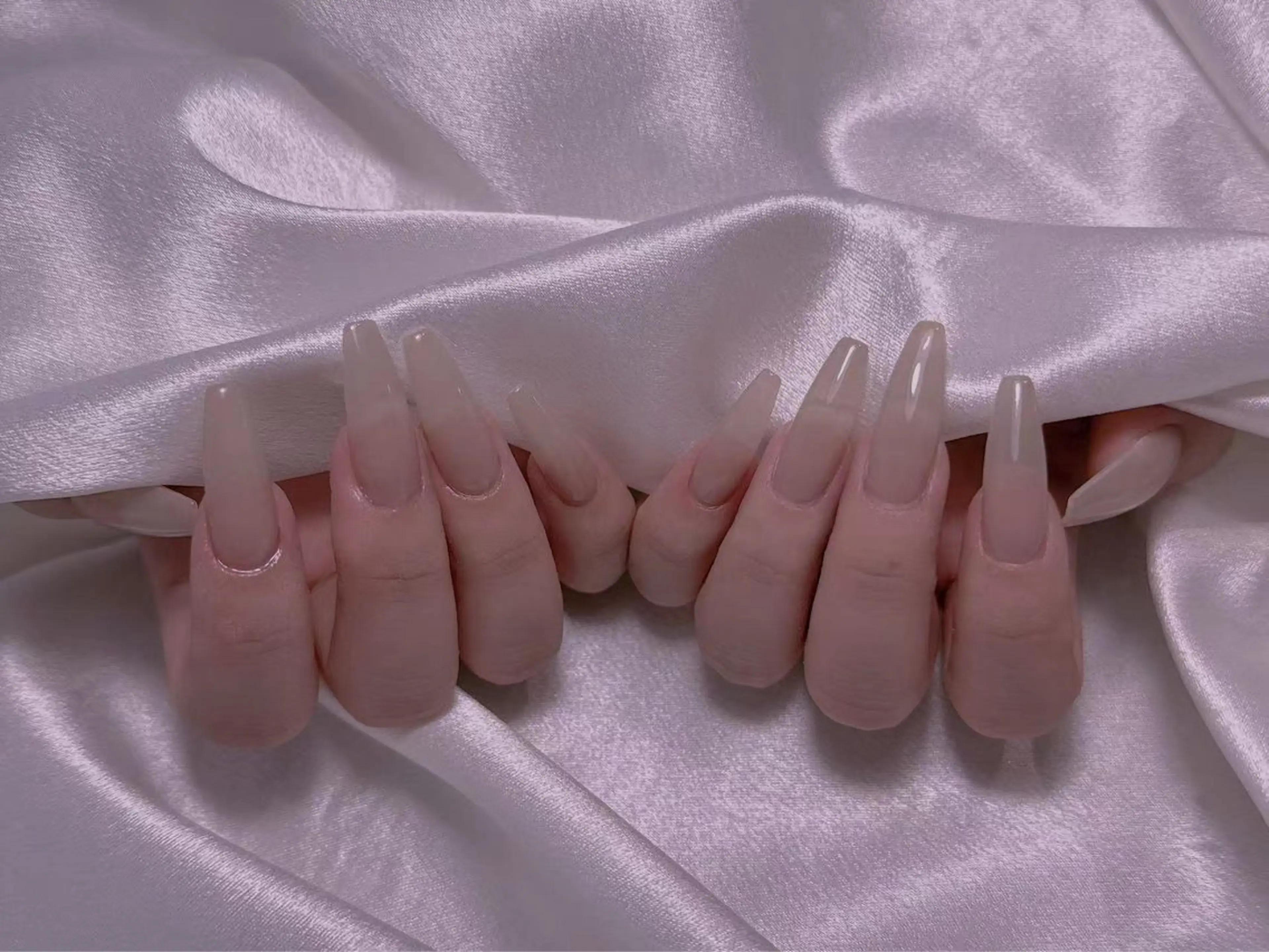 ネイル M2ネイルサロン【長さ出し&フィルイン導入店】所属・長さ出し専門店 RIRIのネイルデザイン