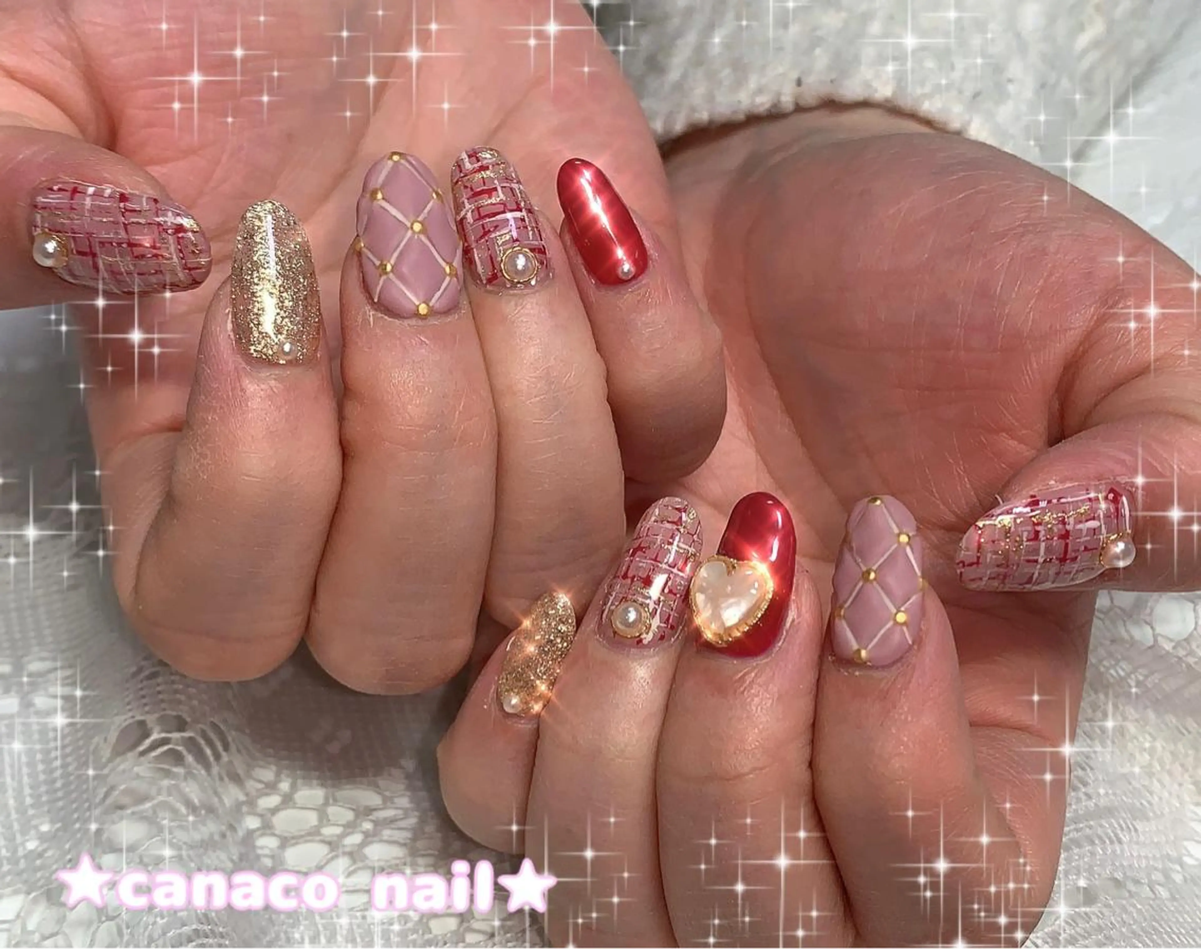 ネイル アートネイル ジェルネイル ガーリー パラジェル ストーンネイル ハンドネイル ハンドケア Felice所属・ベテランネイル cnc  nailのネイルデザイン