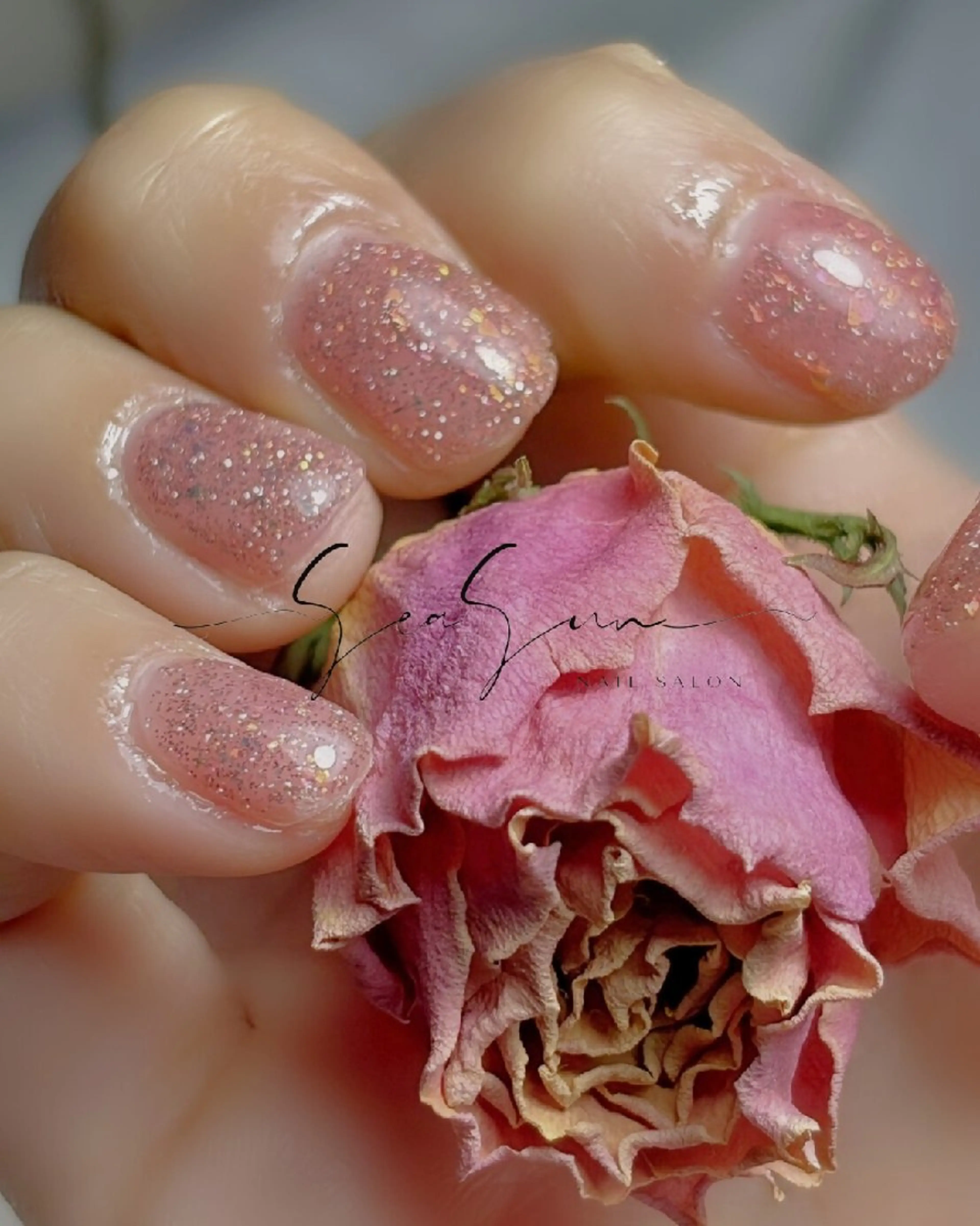 ネイル フラッシュネイル ピンク ハンドネイル 白馬ネイルサロン （しーさん）のネイルデザイン