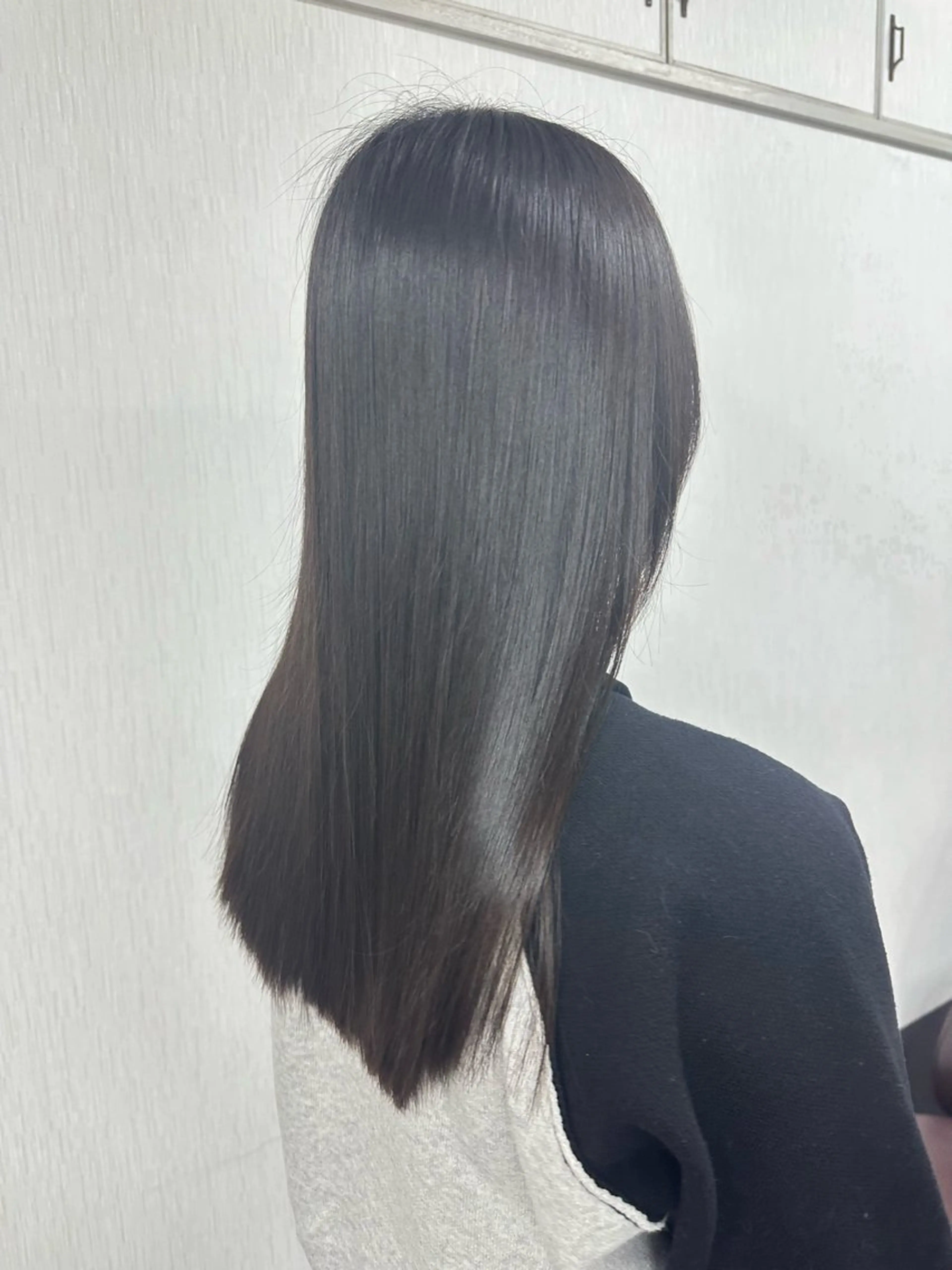 カット+うる艶縮毛矯正+髪質改善trの写真