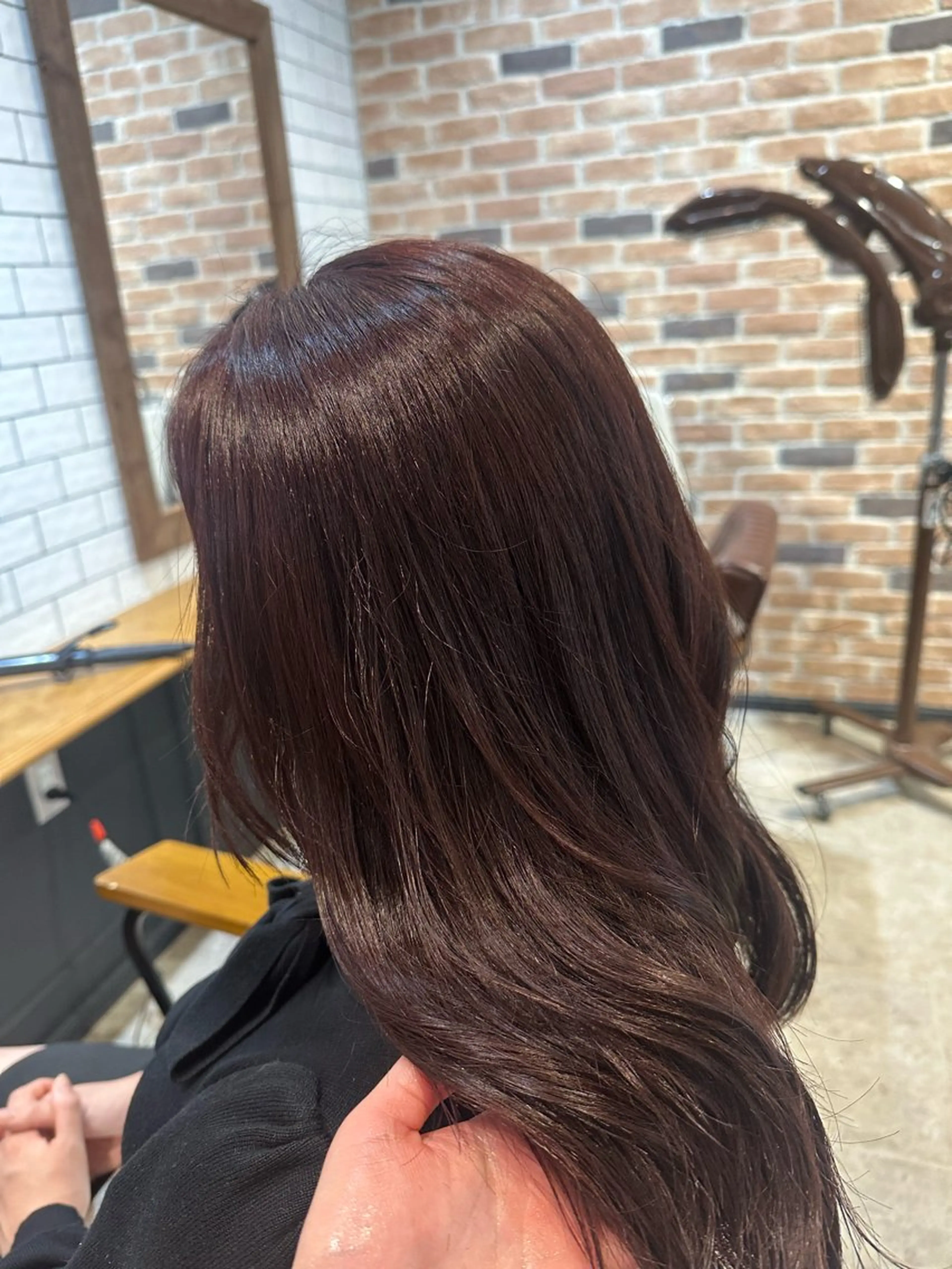 ロング 北野 早希のヘアスタイル