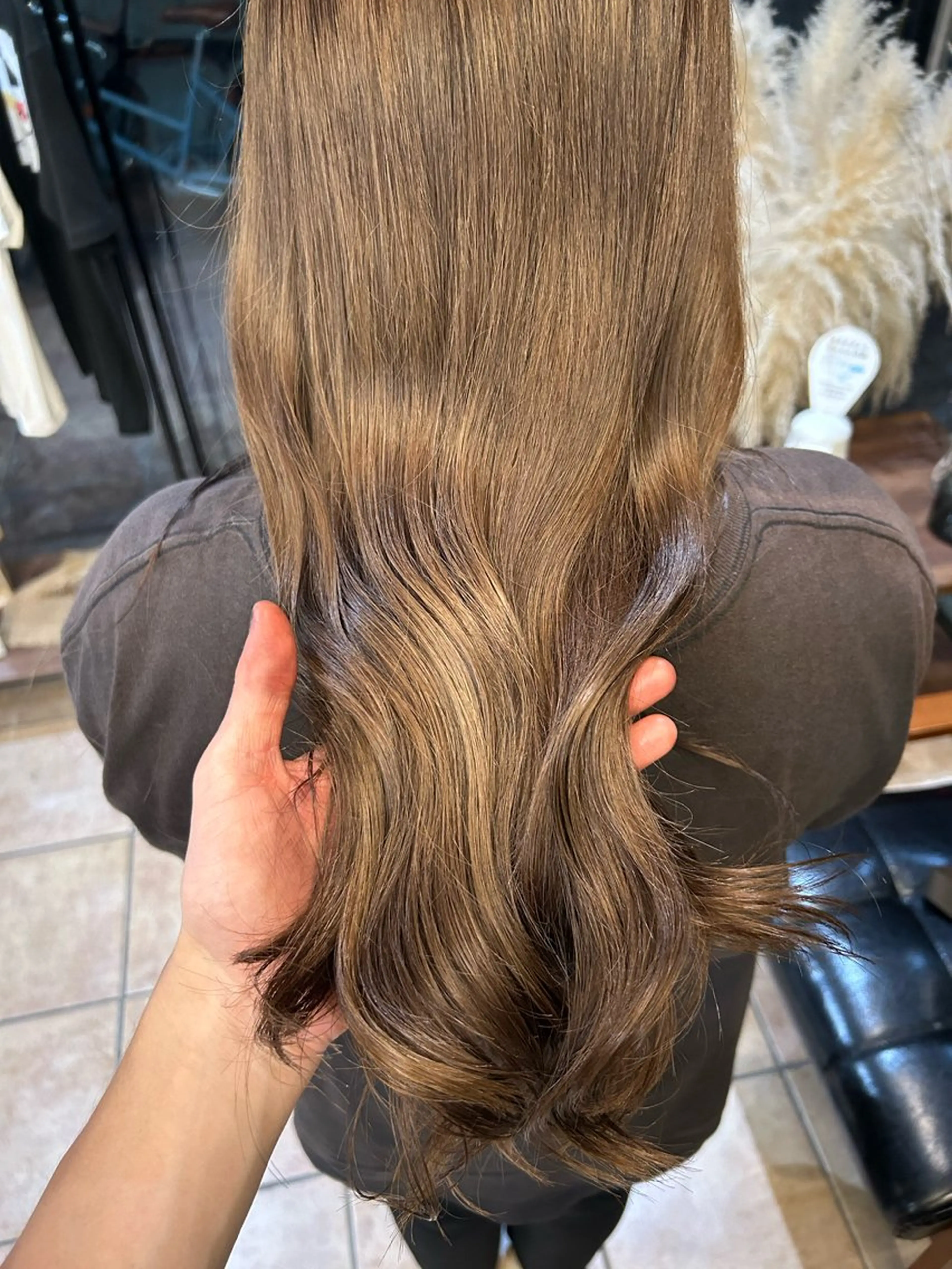 🩵当日予約⭕️🩵ロング料金なし‼️ 艶カラー✨【ワンカラー】の写真