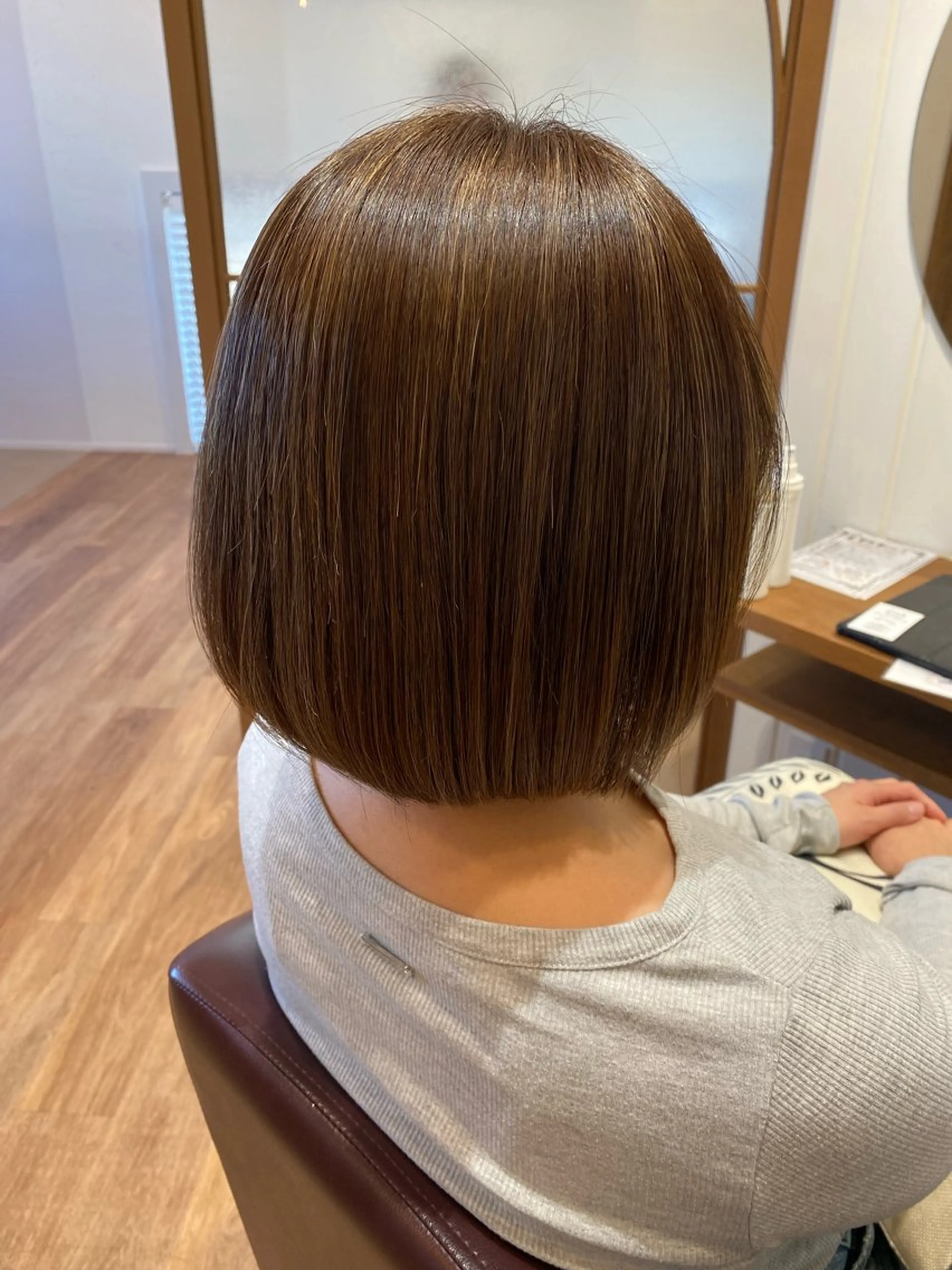 ショート カラー 石毛 ひかるのヘアスタイル