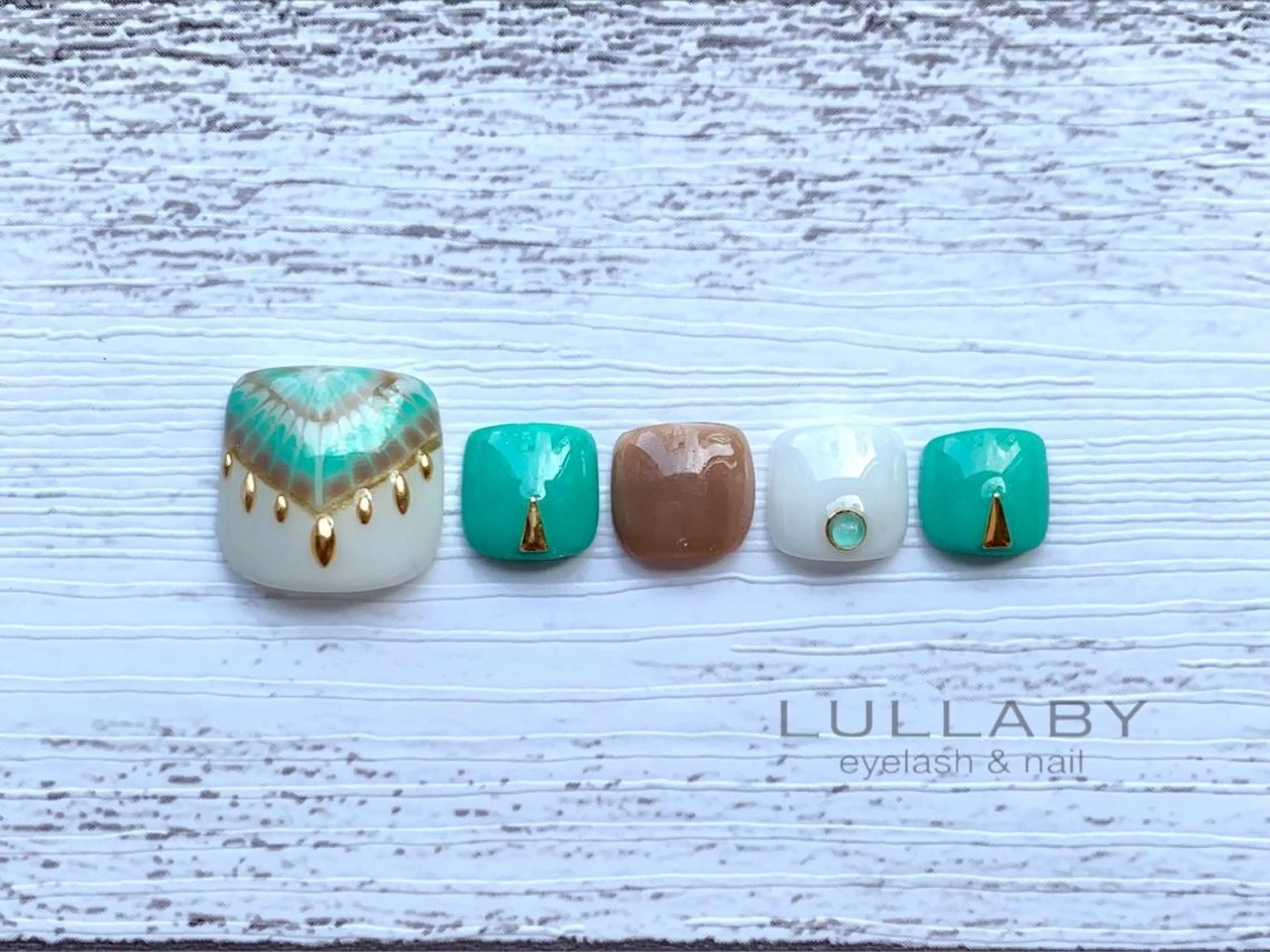 ネイル LULLABY 三軒茶屋店のネイルデザイン