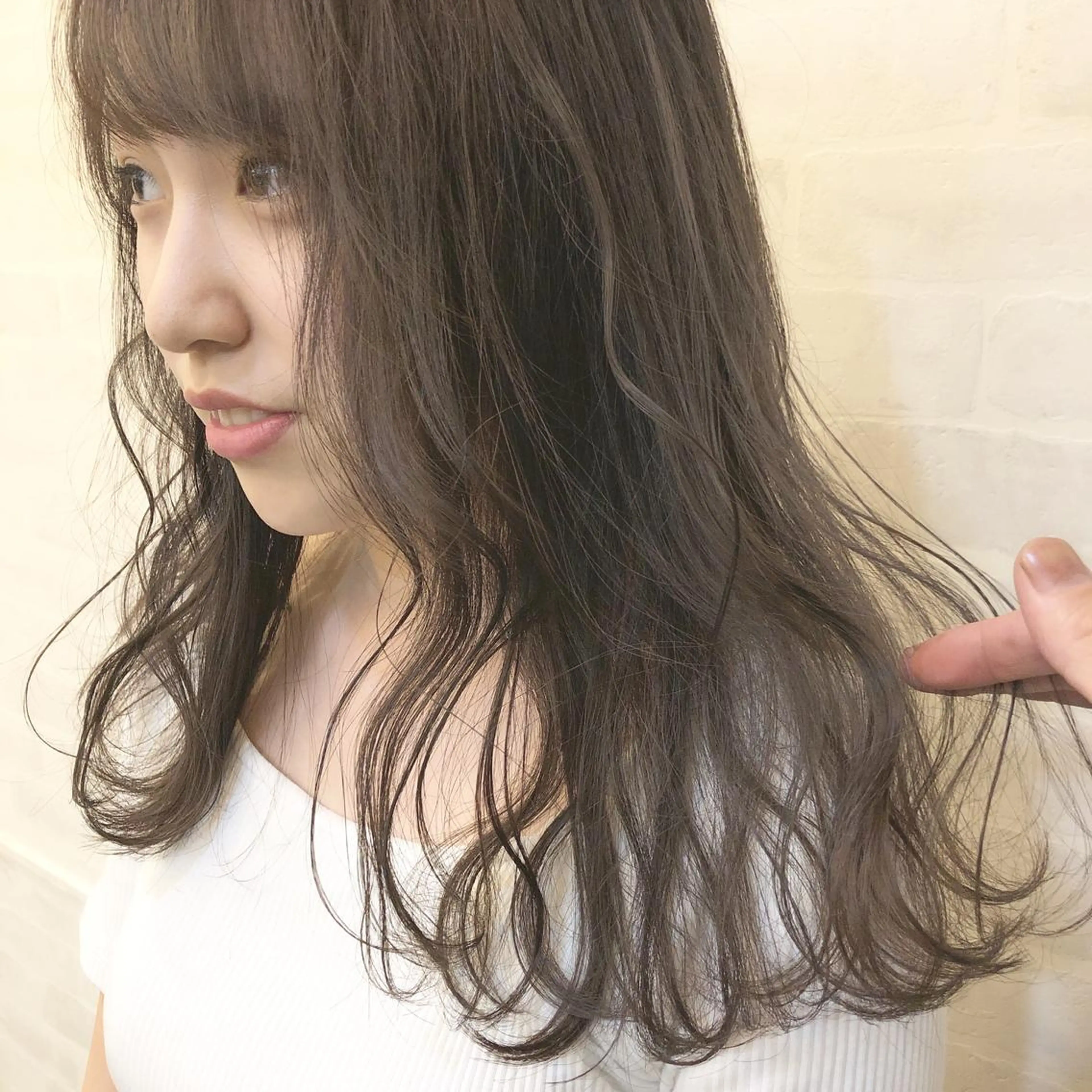 ミディアム カラー ブリーチ 艶髪育成サロン 京橋　shinのヘアスタイル