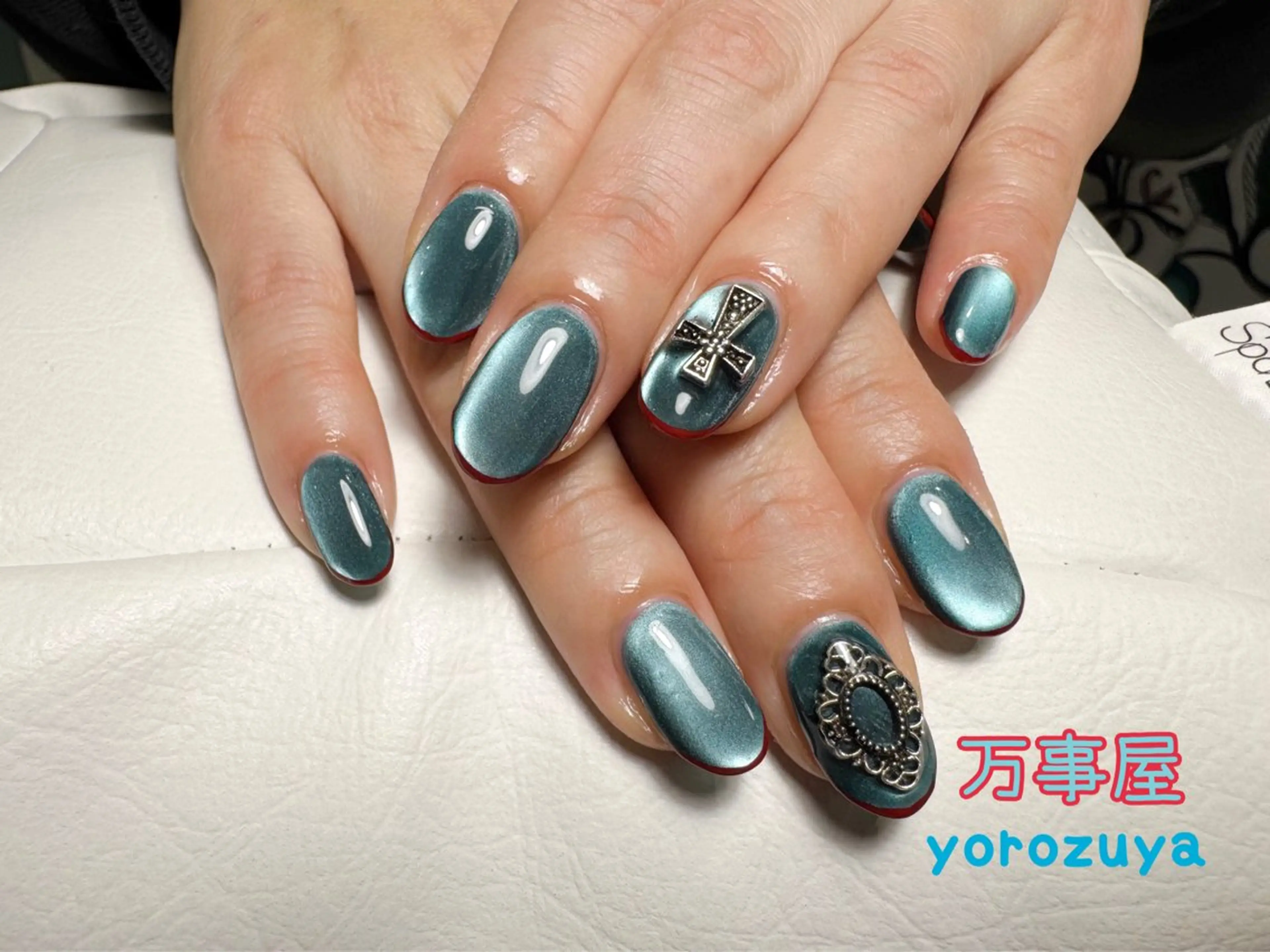 ネイル マグネットネイル ハンドネイル ☆ YOROZUYA..のネイルデザイン