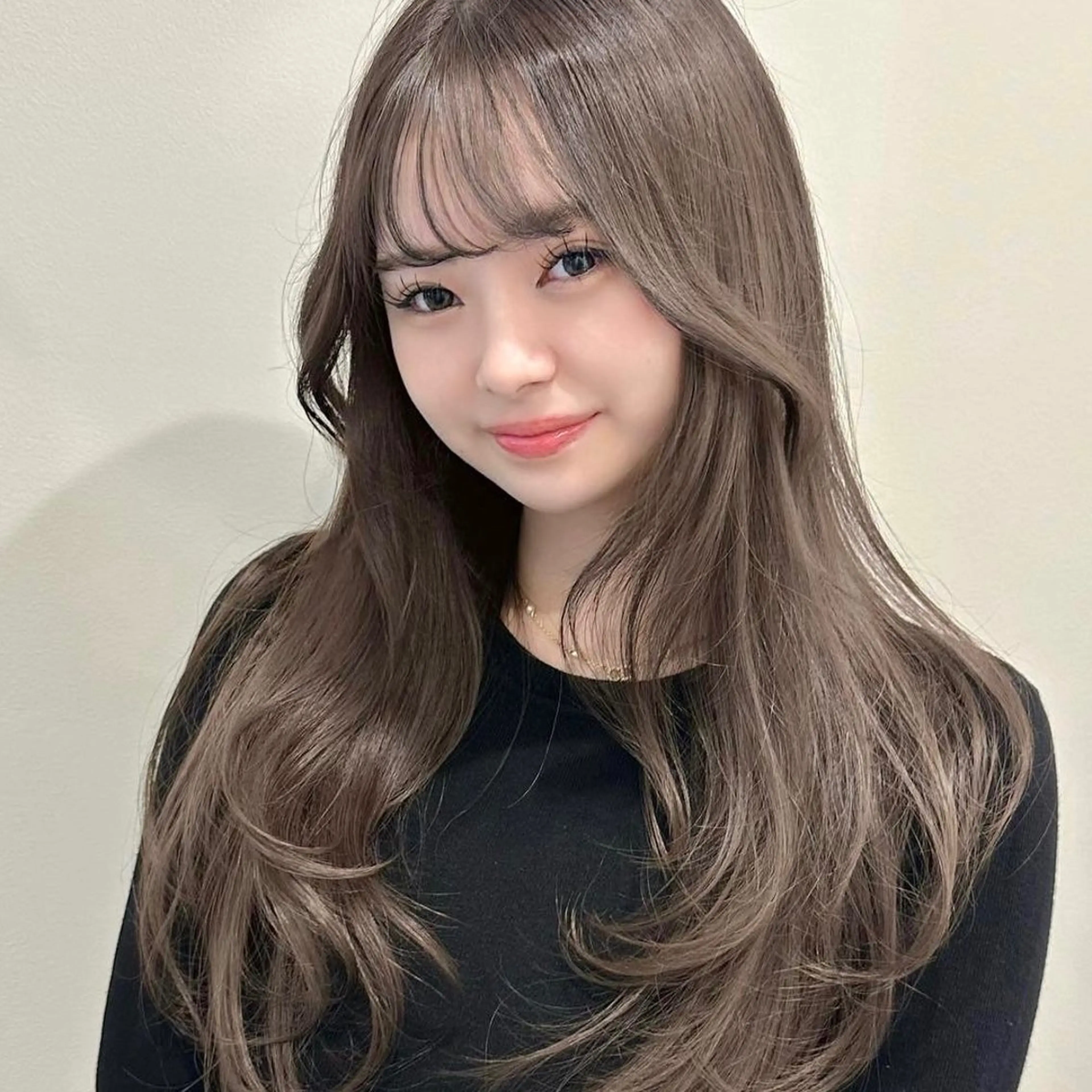 セミロング カット ヘアカラー トリートメント 🌹ハッシュカット、 レイヤー韓国ヘア🌹のヘアスタイル