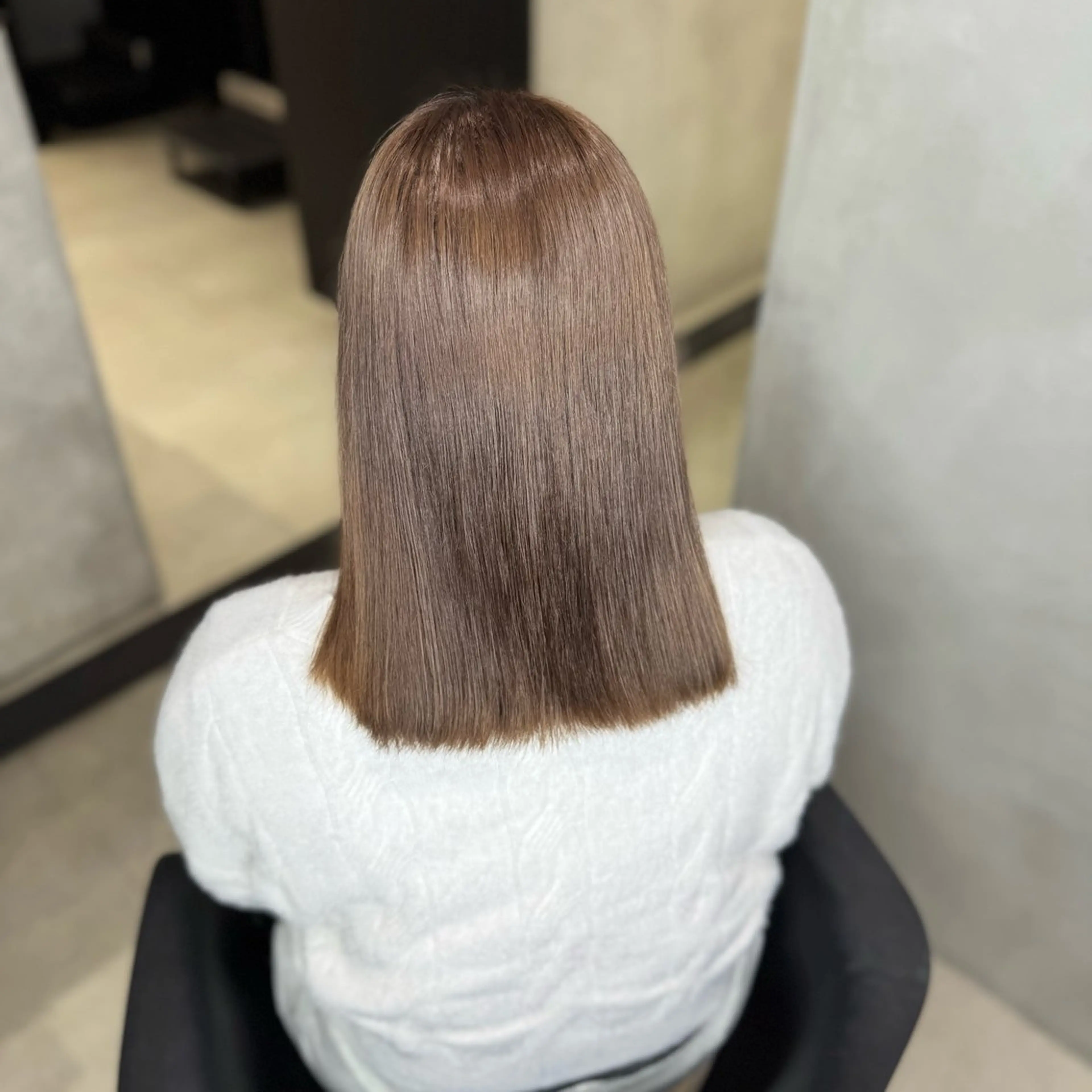 ロング カラー ブリーチ グレージュ ヘアカラー 大阪 梅田/ ハイトーン/エクステのヘアスタイル