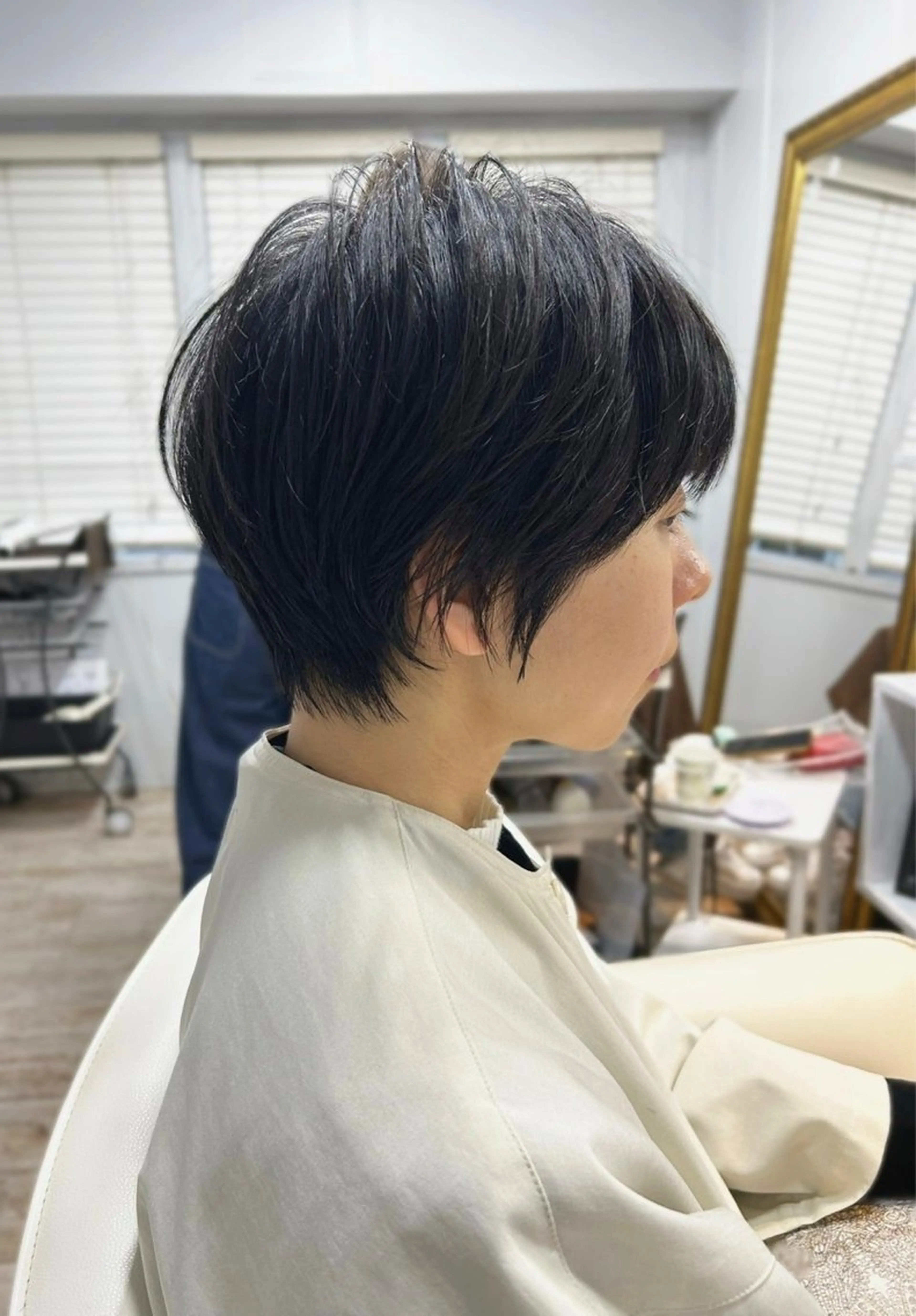 ショート ツヤ感ナチュラル 野口晴菜のヘアスタイル