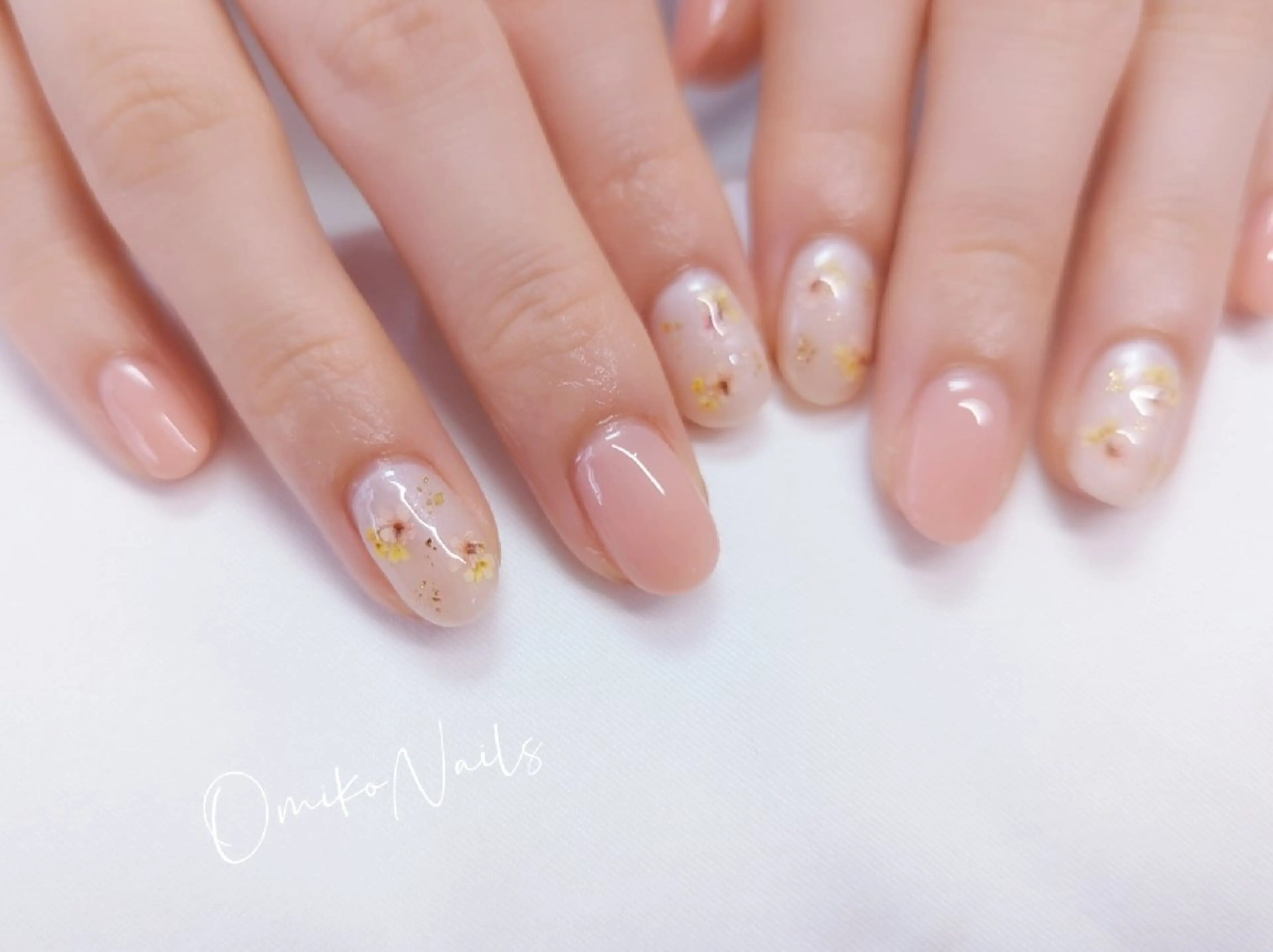 ネイル 春ネイル ハンドネイル 所沢の小さなネイル屋さん所属・所沢の小さな ネイル屋さんのネイルデザイン