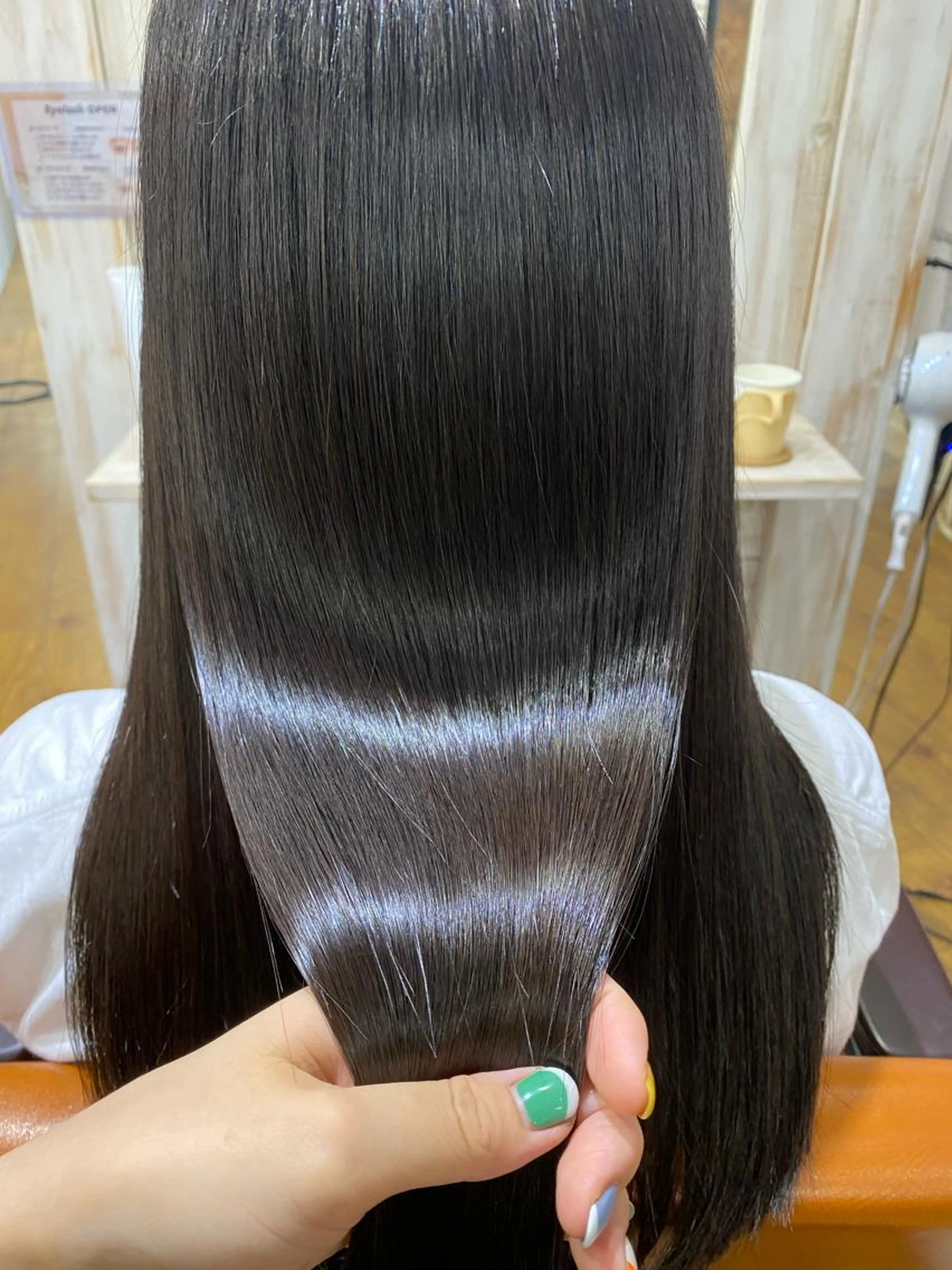 【💁‍♀️ mm奈良駅店でしか出来ない髪質改善】✨✨UPTOGLOSSトリートメント✨✨の写真