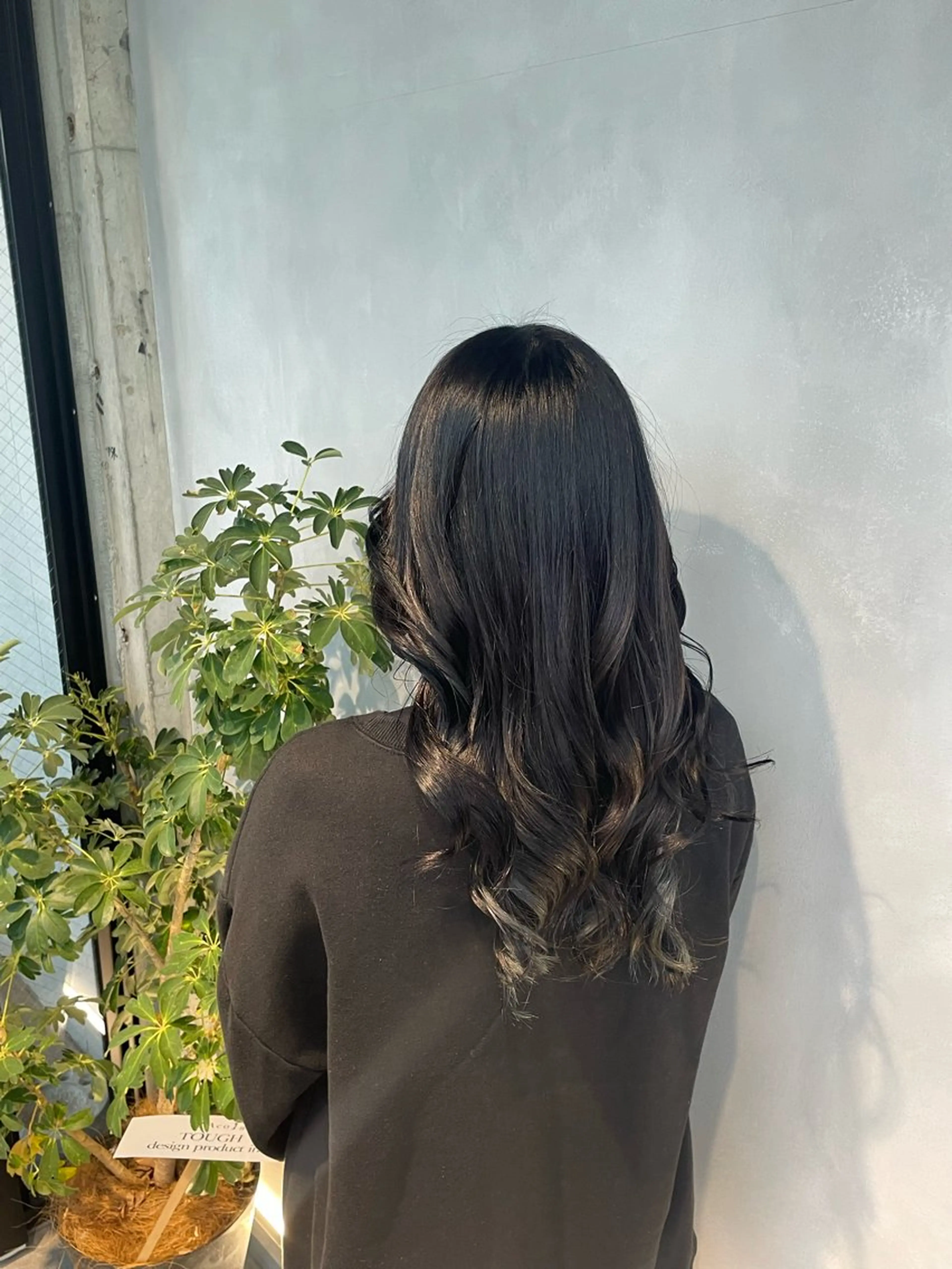 ロング トリートメント 暖色/ハイトーン/ カラー/HBLのヘアスタイル